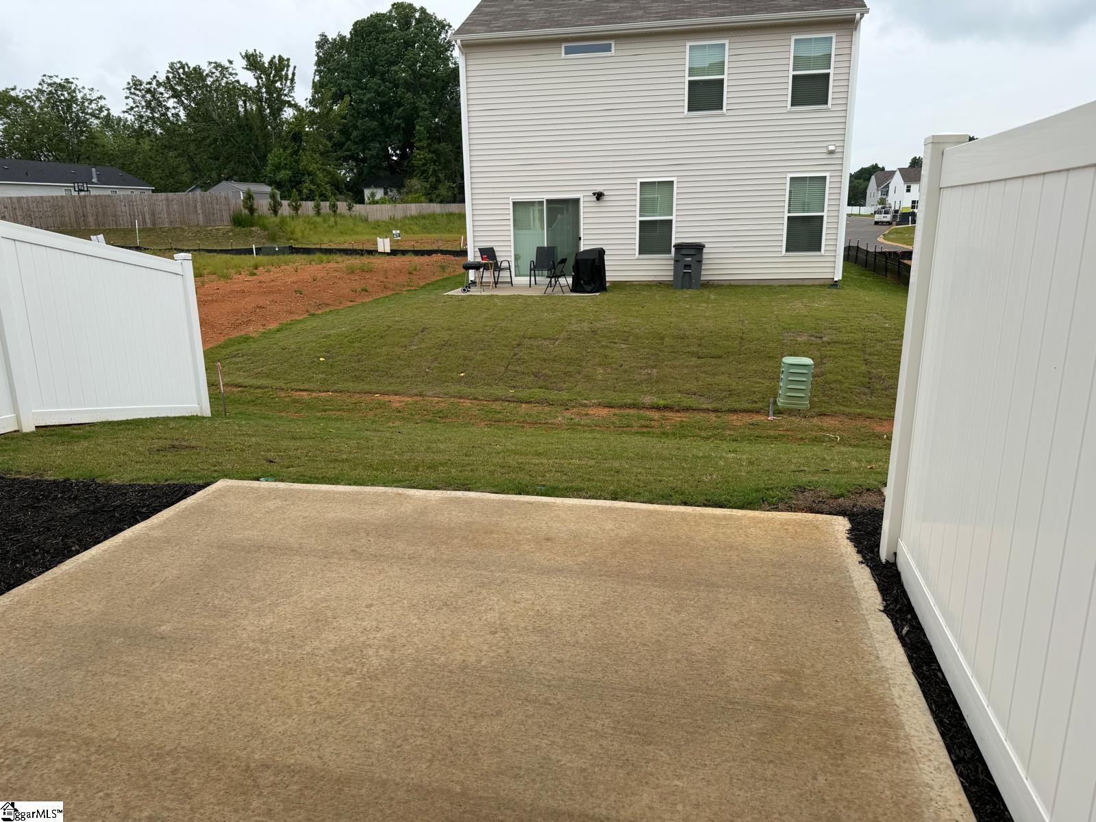 6 E Waller Drive Property Photo 15