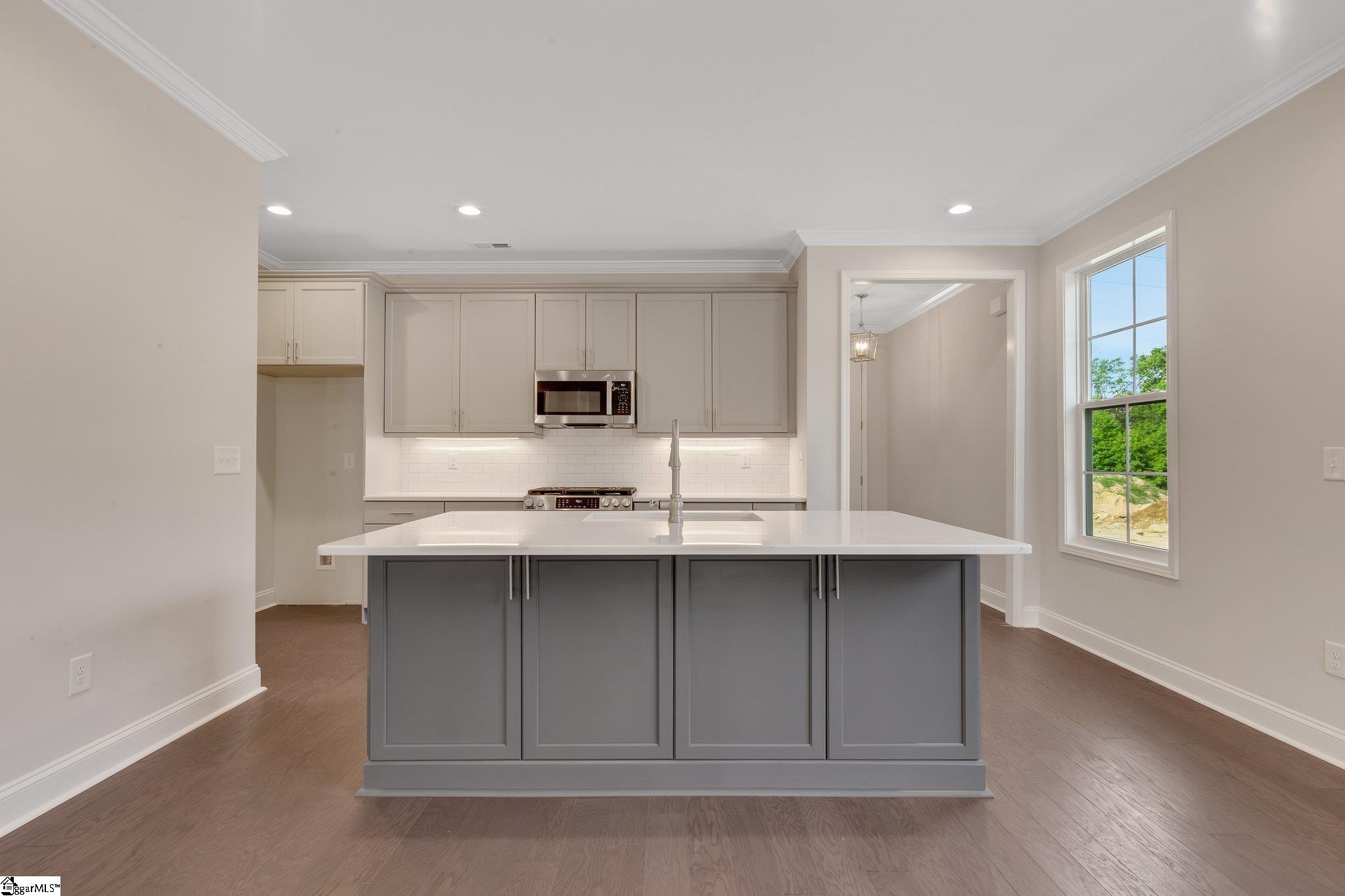 25 Hasbrook Lane Property Photo 4