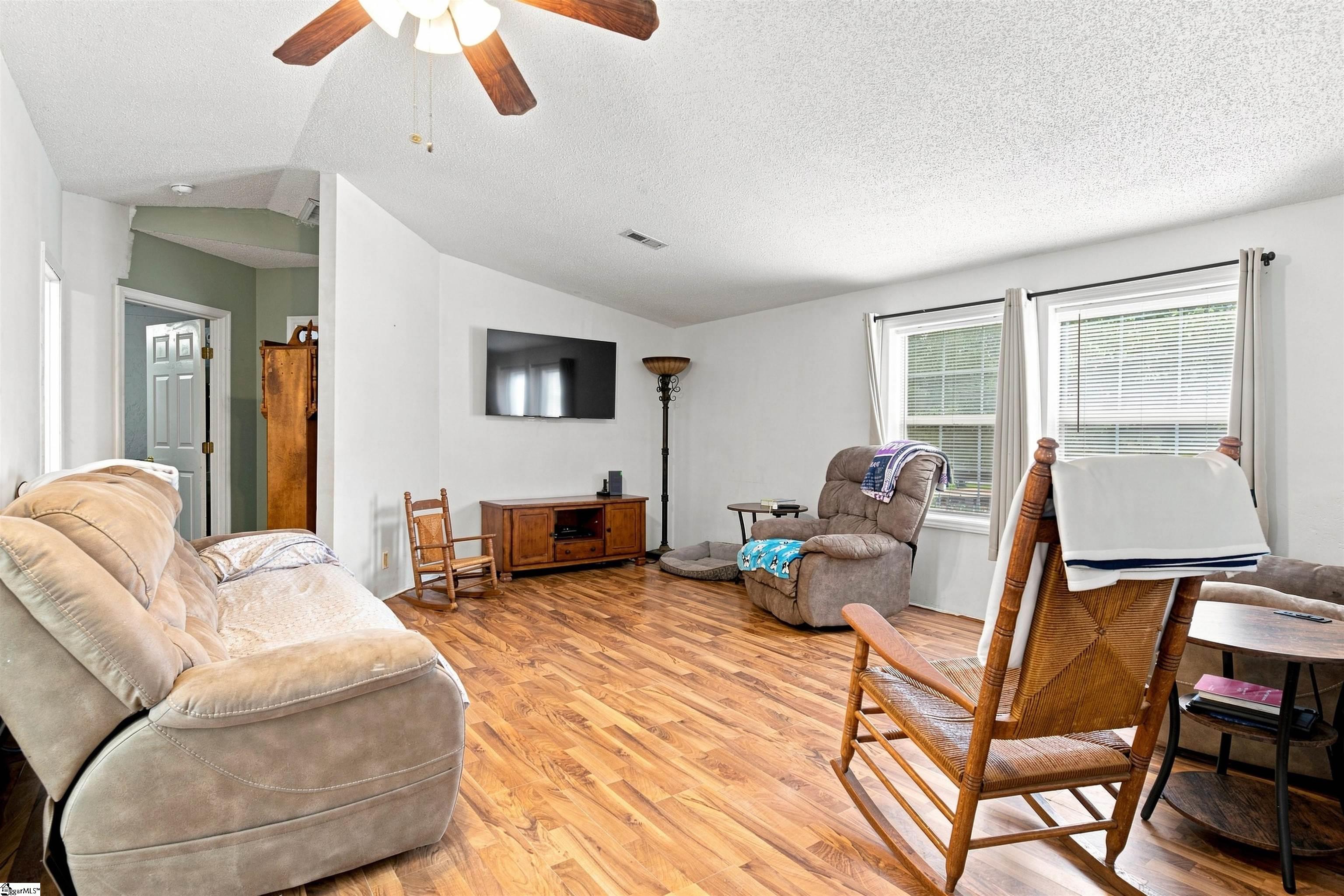 377 Fort Lindley Road Property Photo 8