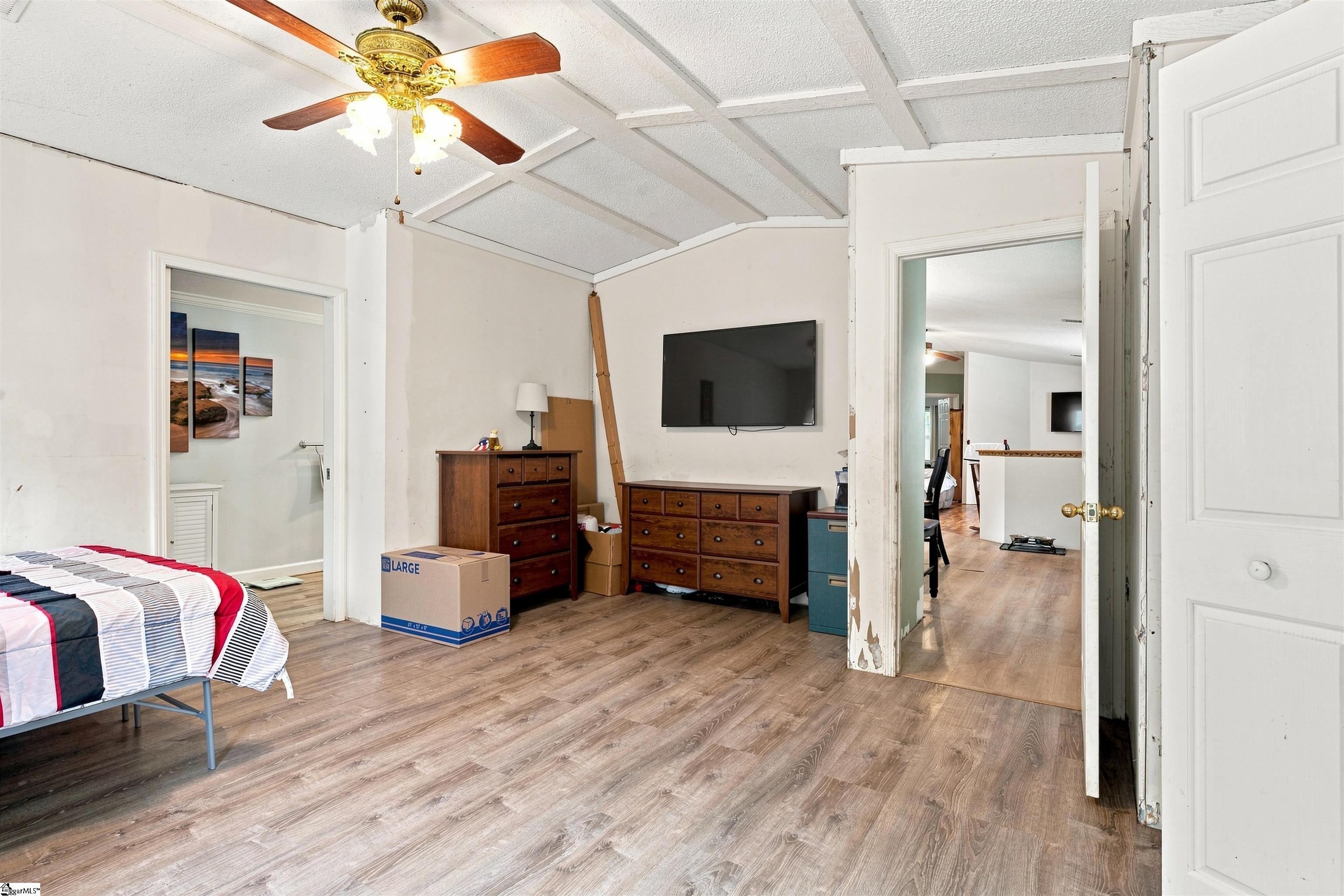 377 Fort Lindley Road Property Photo 12