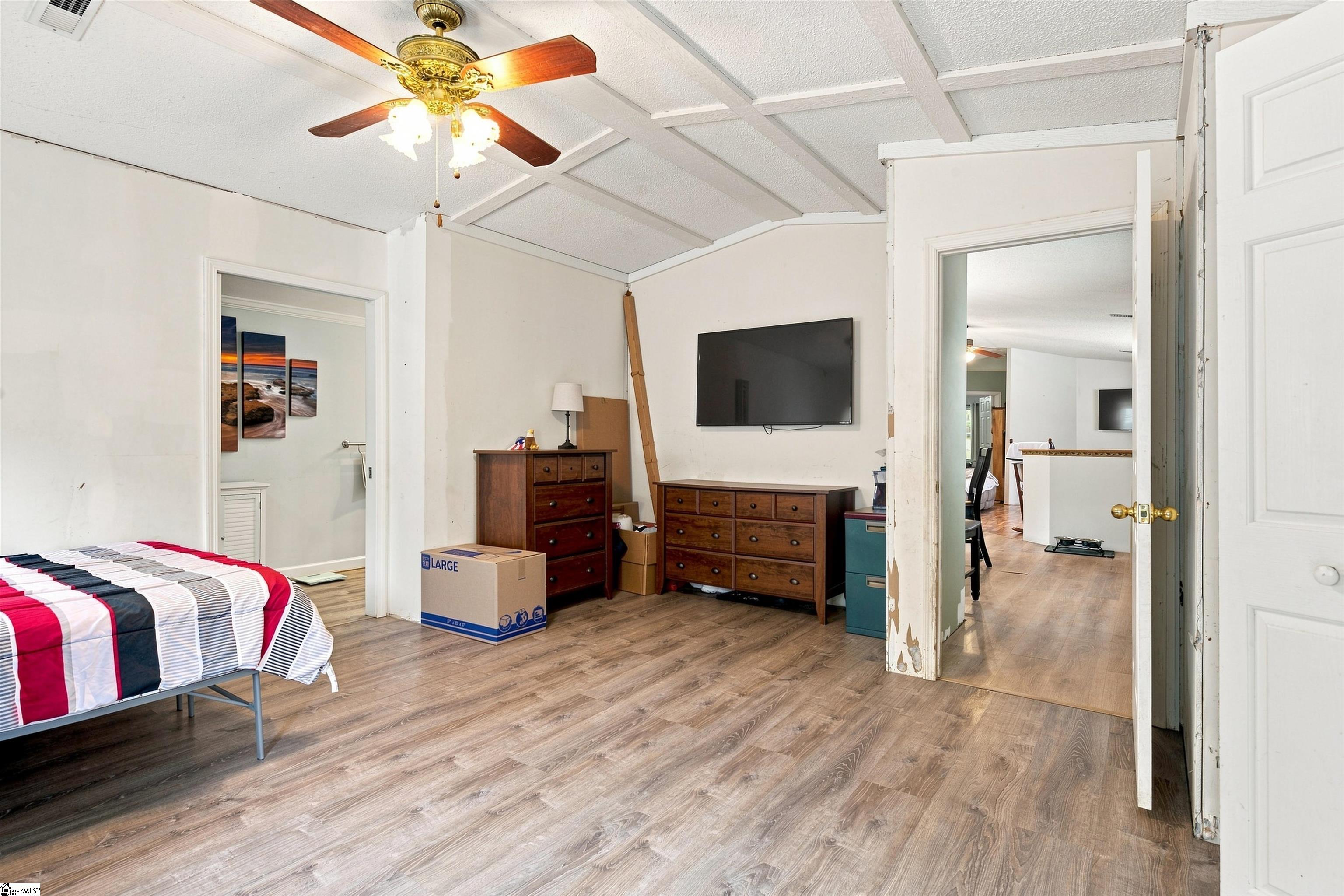 377 Fort Lindley Road Property Photo 13