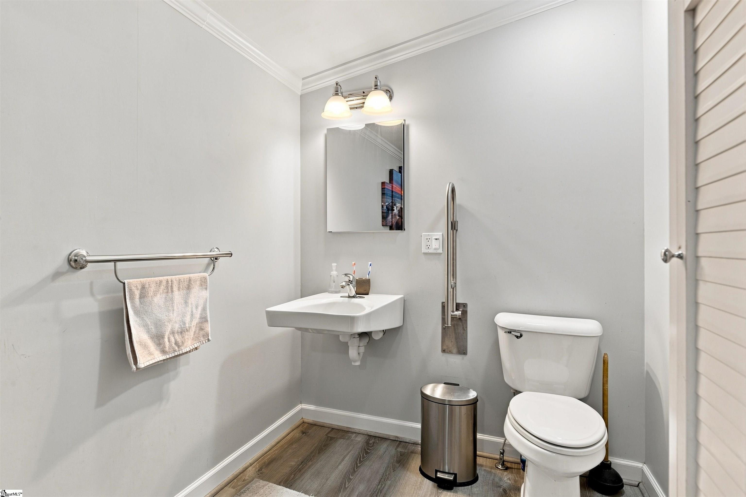 377 Fort Lindley Road Property Photo 15