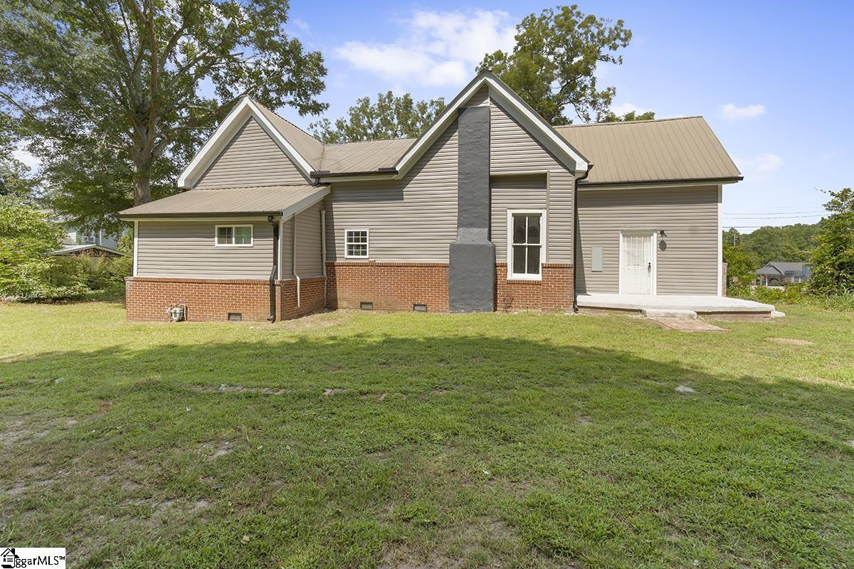 139 N Main Street Property Photo 15