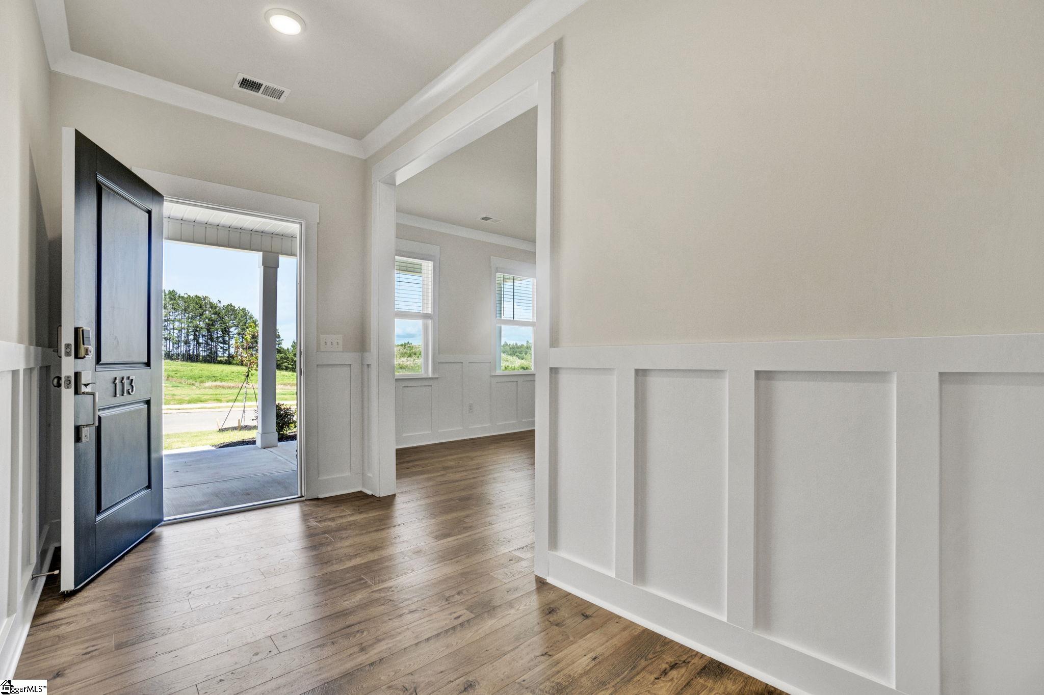 121 Terpack Court Property Photo 5