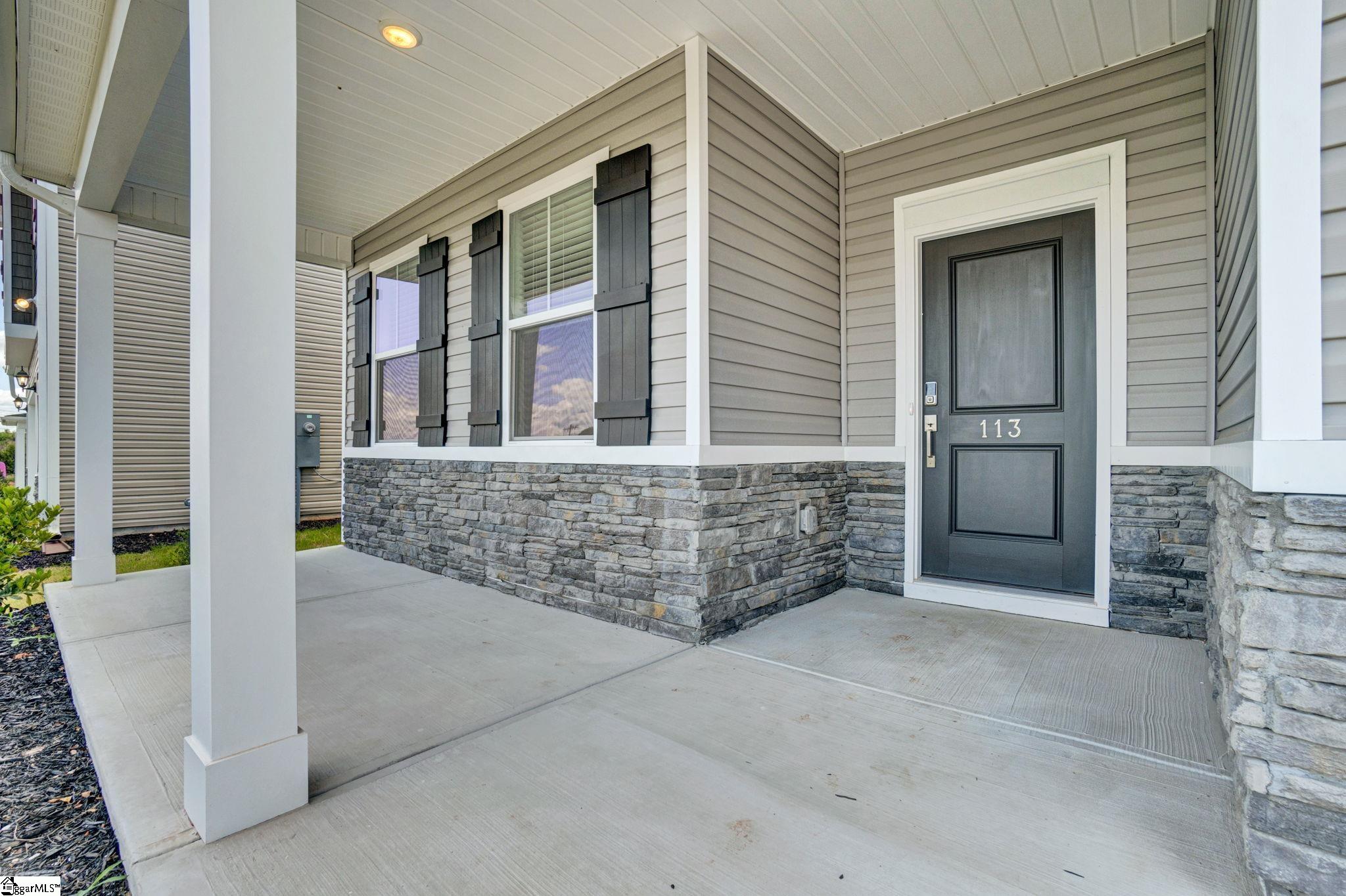 121 Terpack Court Property Photo 6