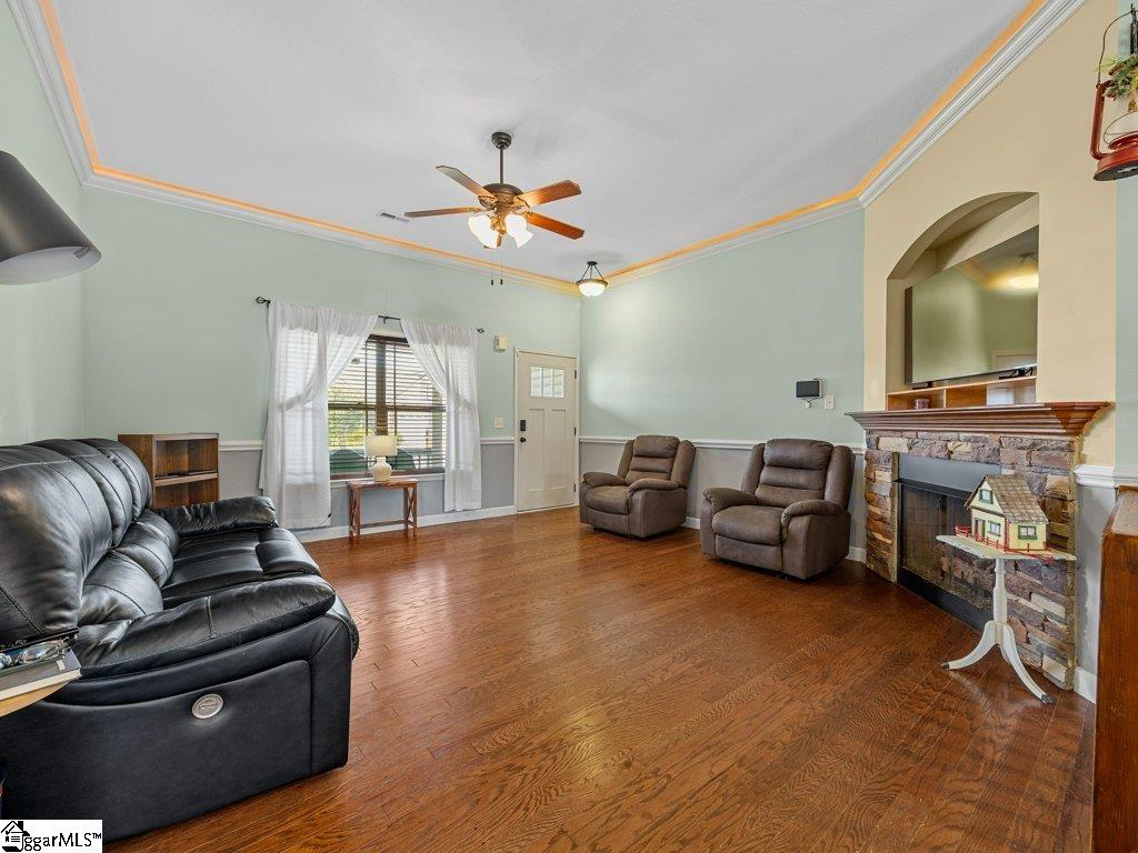 326 Gleaner Drive Property Photo 9
