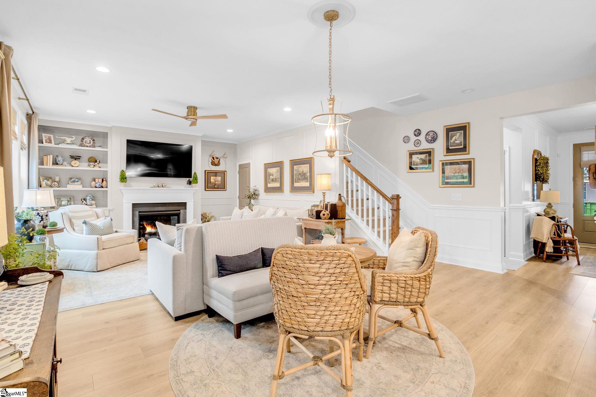 106 Winding Stream Circle Property Photo 8
