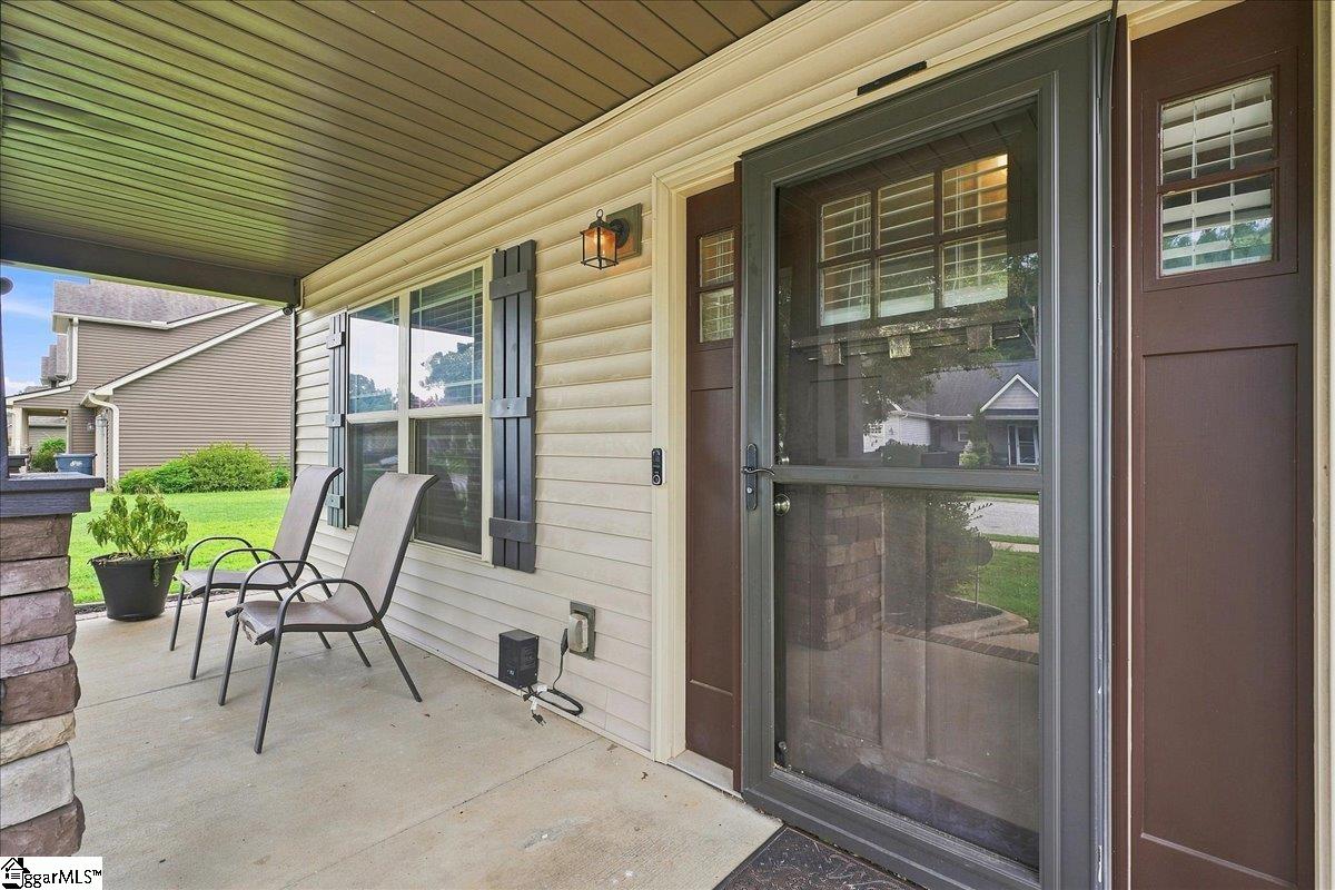 400 Terilyn Court Property Photo 4
