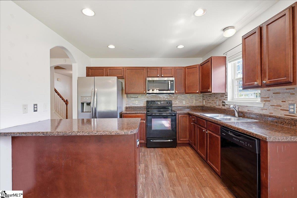 400 Terilyn Court Property Photo 10
