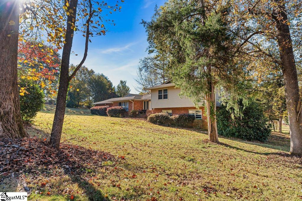 524 Perrin Drive Property Photo 2