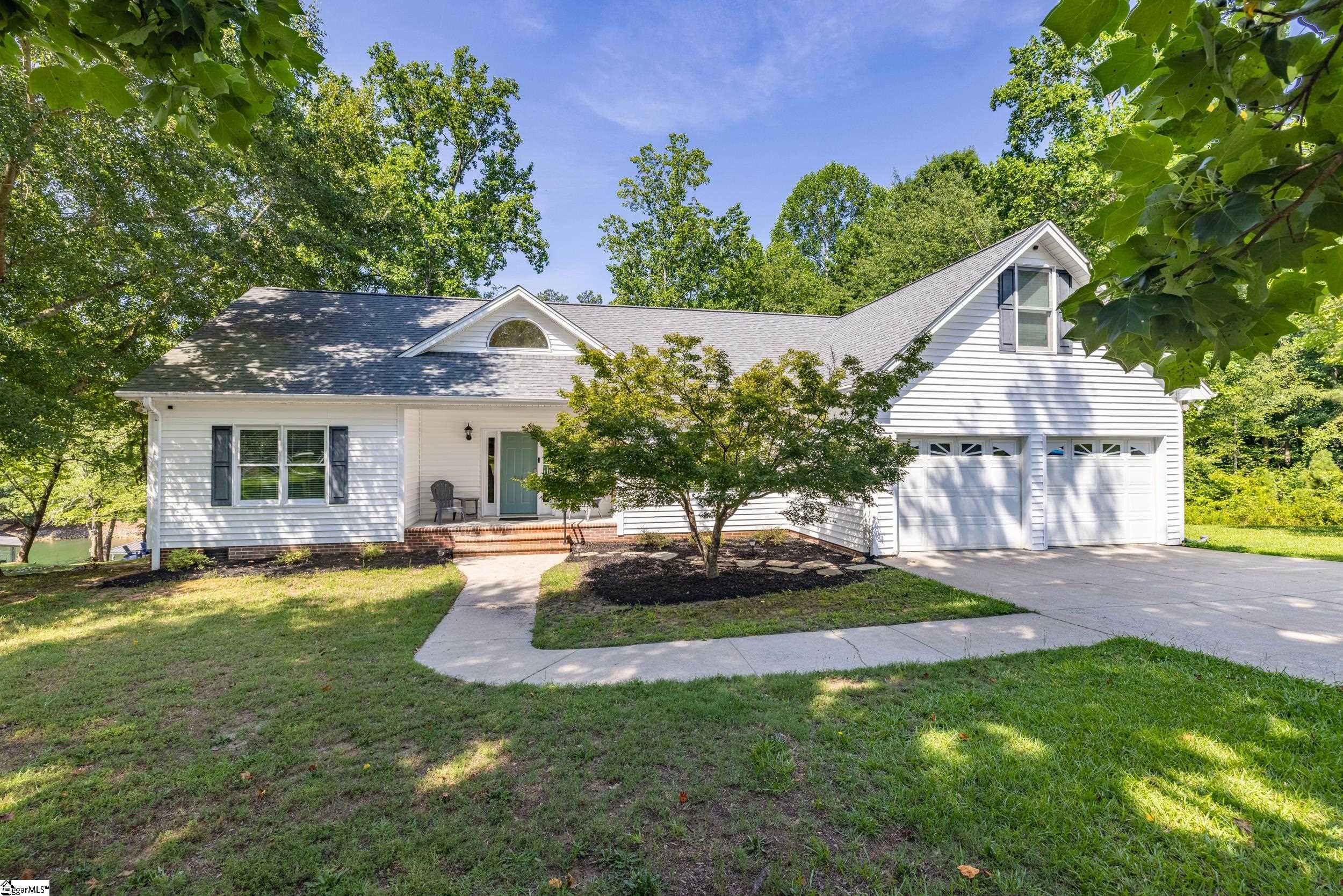 206 Petty Road Property Photo 1