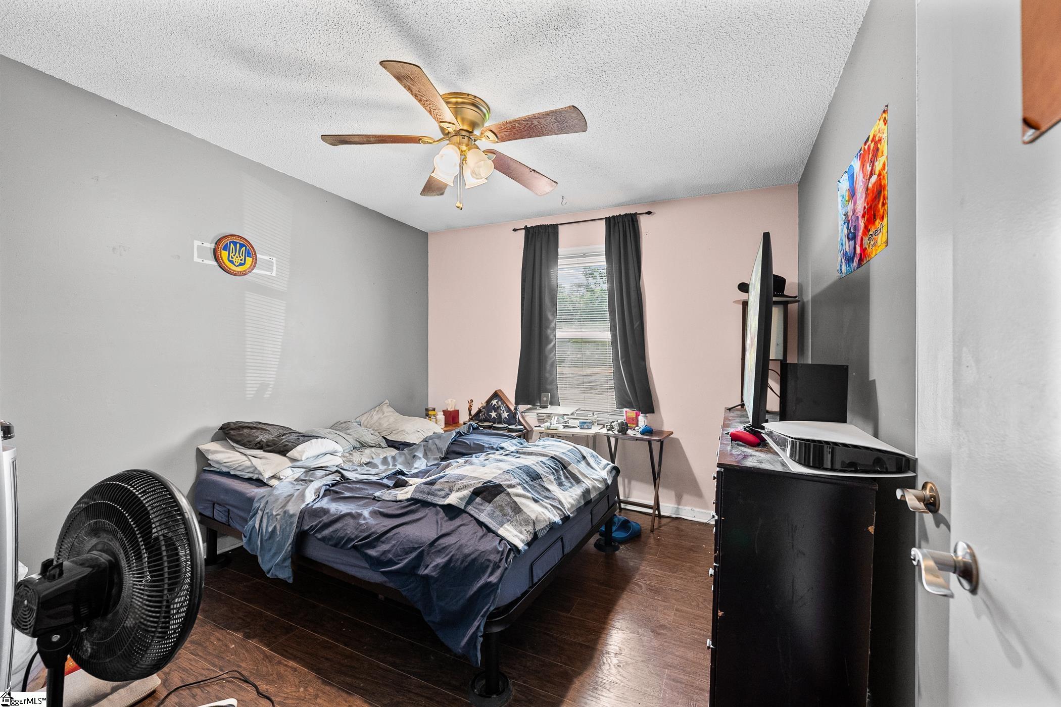 202 Hilldale Avenue Property Photo 4