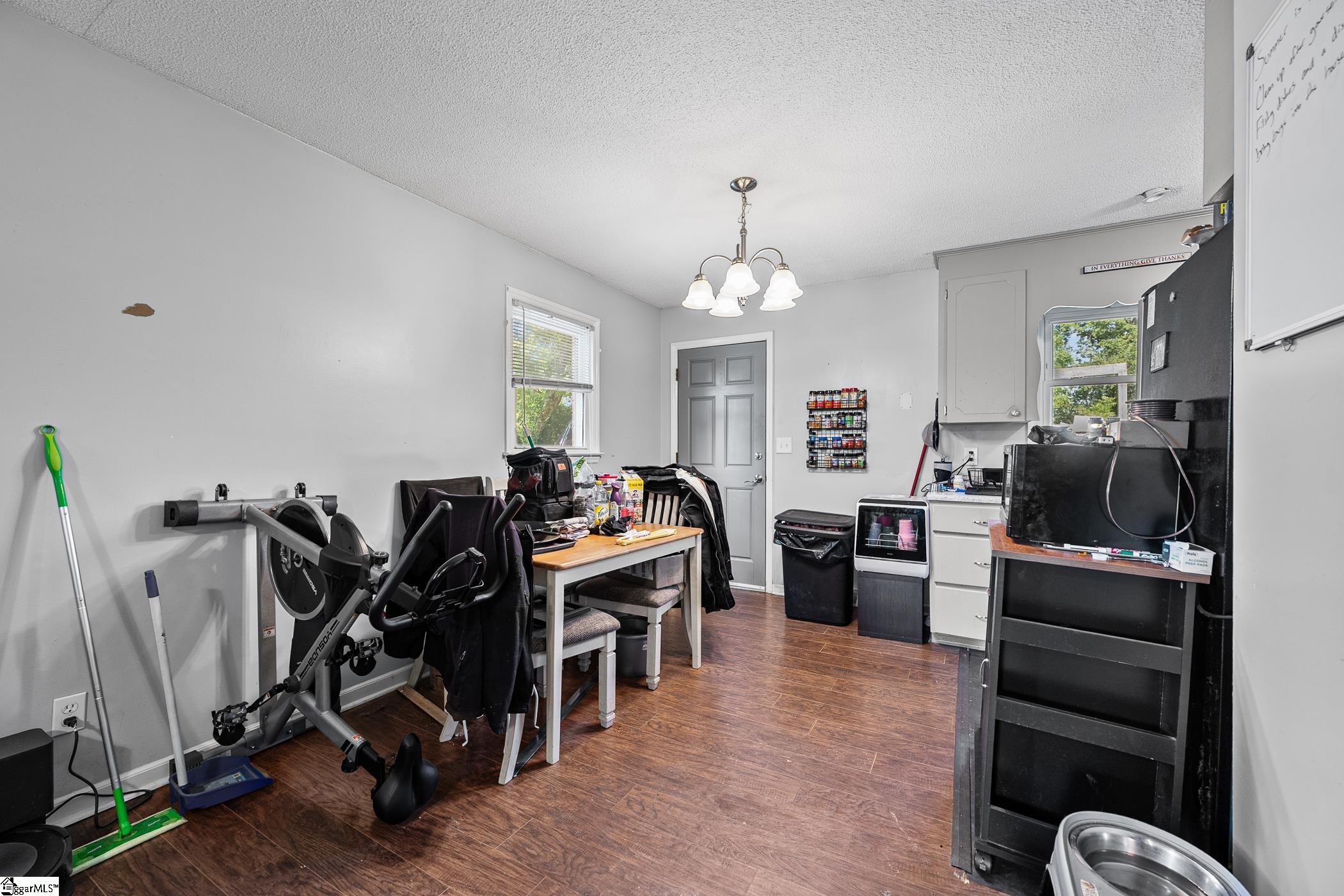 202 Hilldale Avenue Property Photo 8