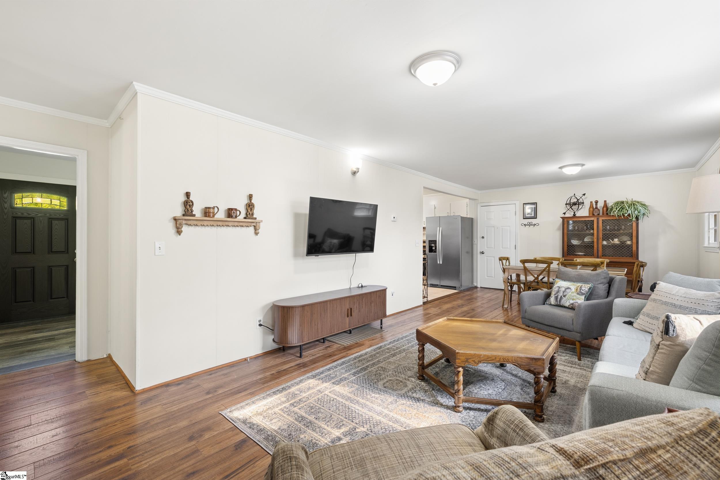 132 Trent Drive Property Photo 9