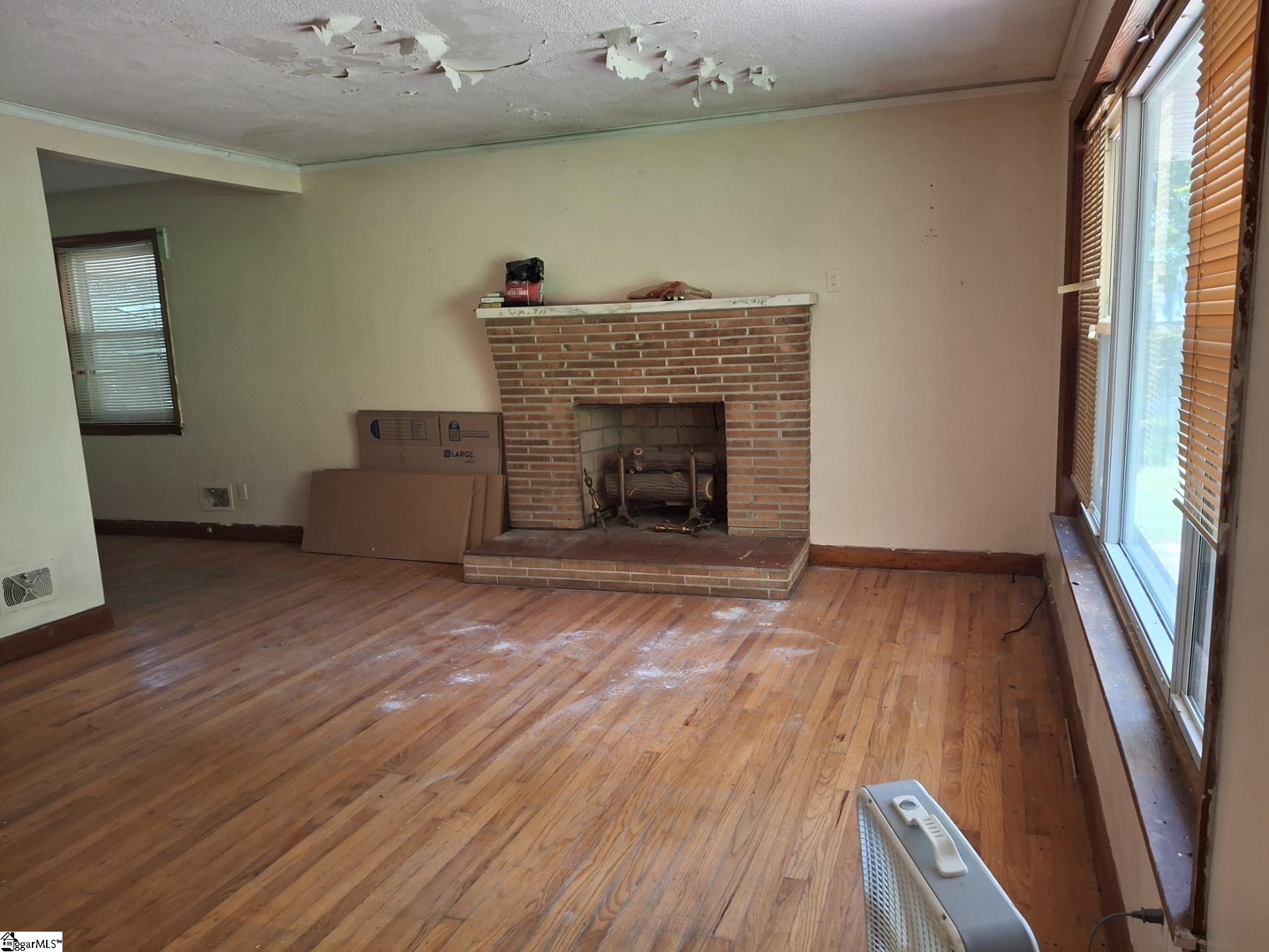 211 Thomas Road Property Photo 12