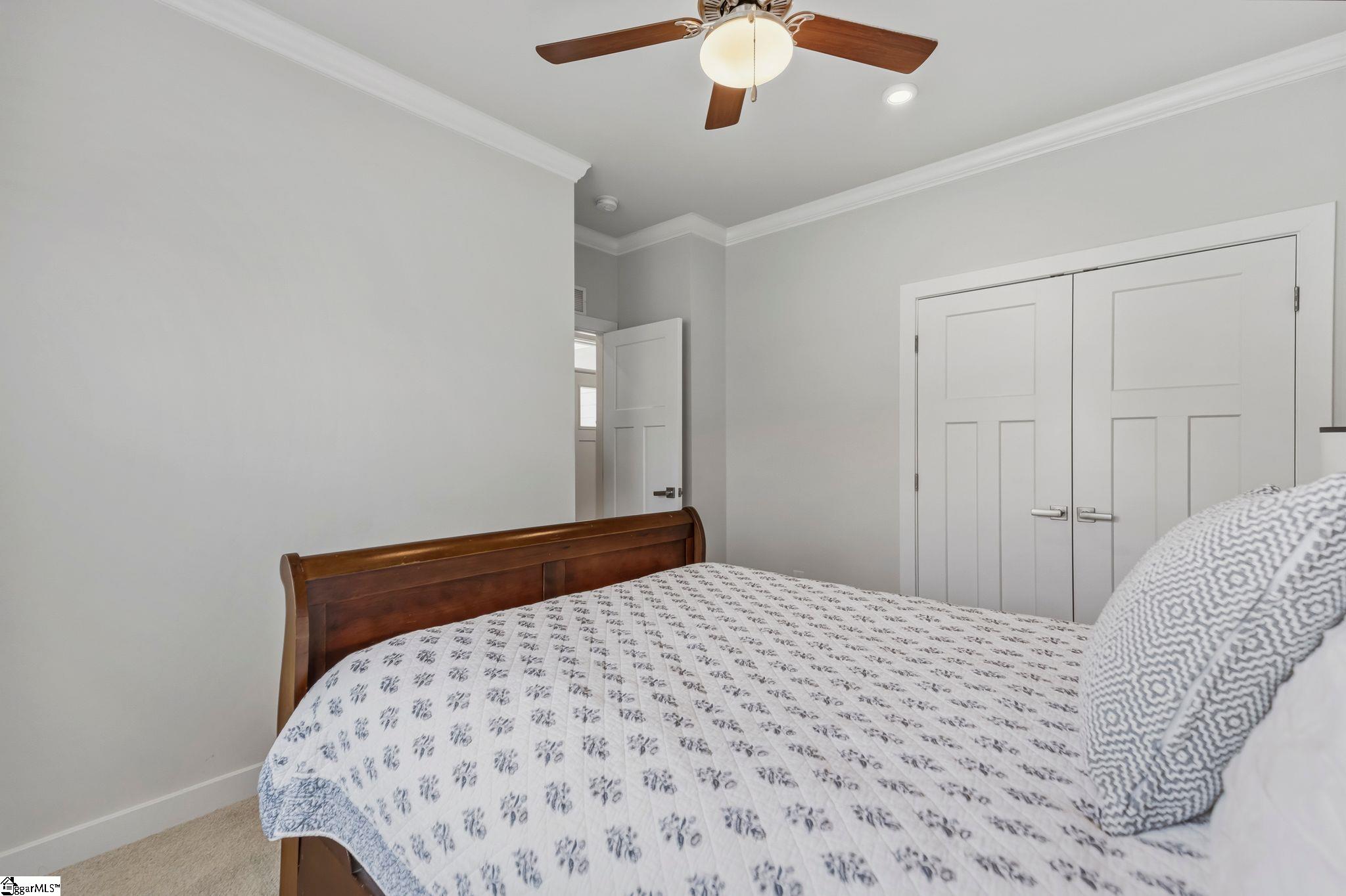 400 Aztec Court Property Photo 9