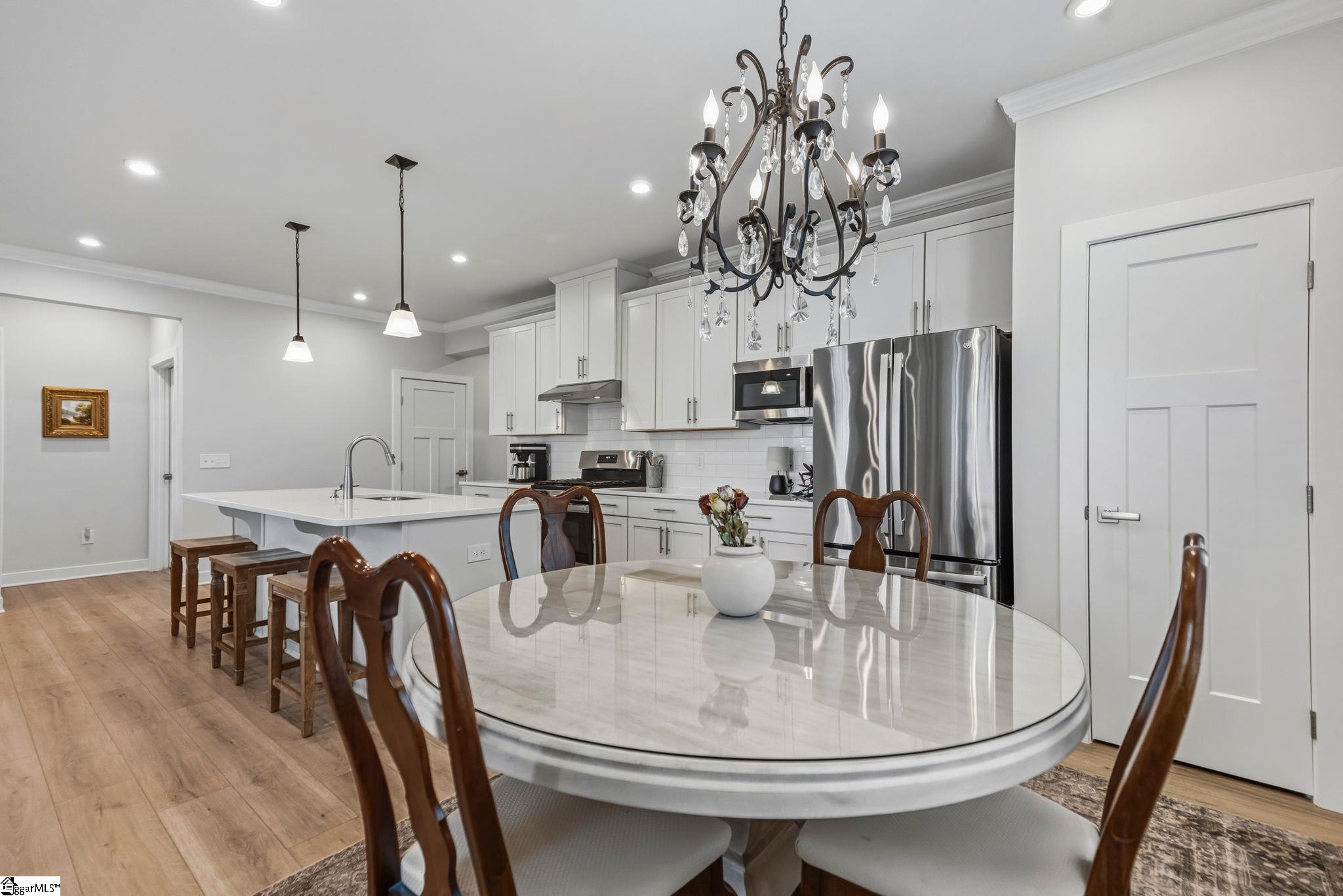 400 Aztec Court Property Photo 18