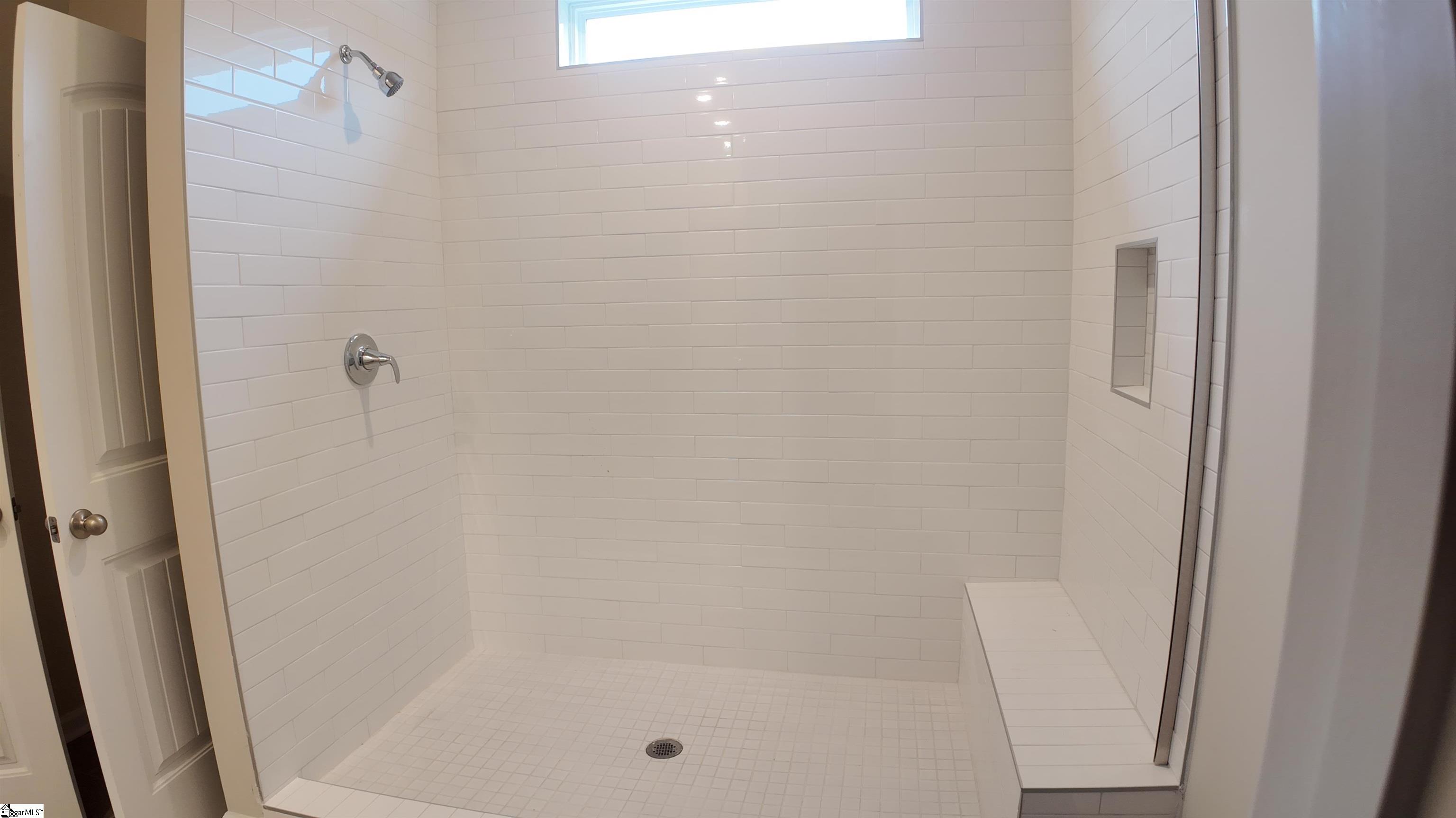 502 Cedar Valley Drive Property Photo 9