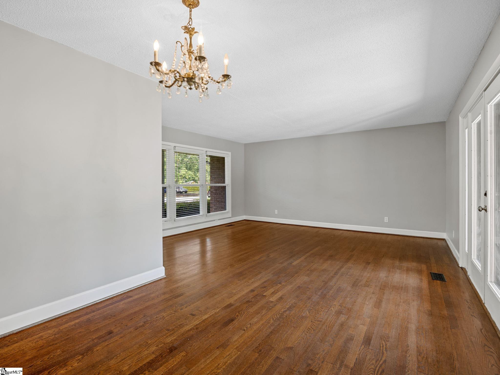 209 Navaho Drive Property Photo 5
