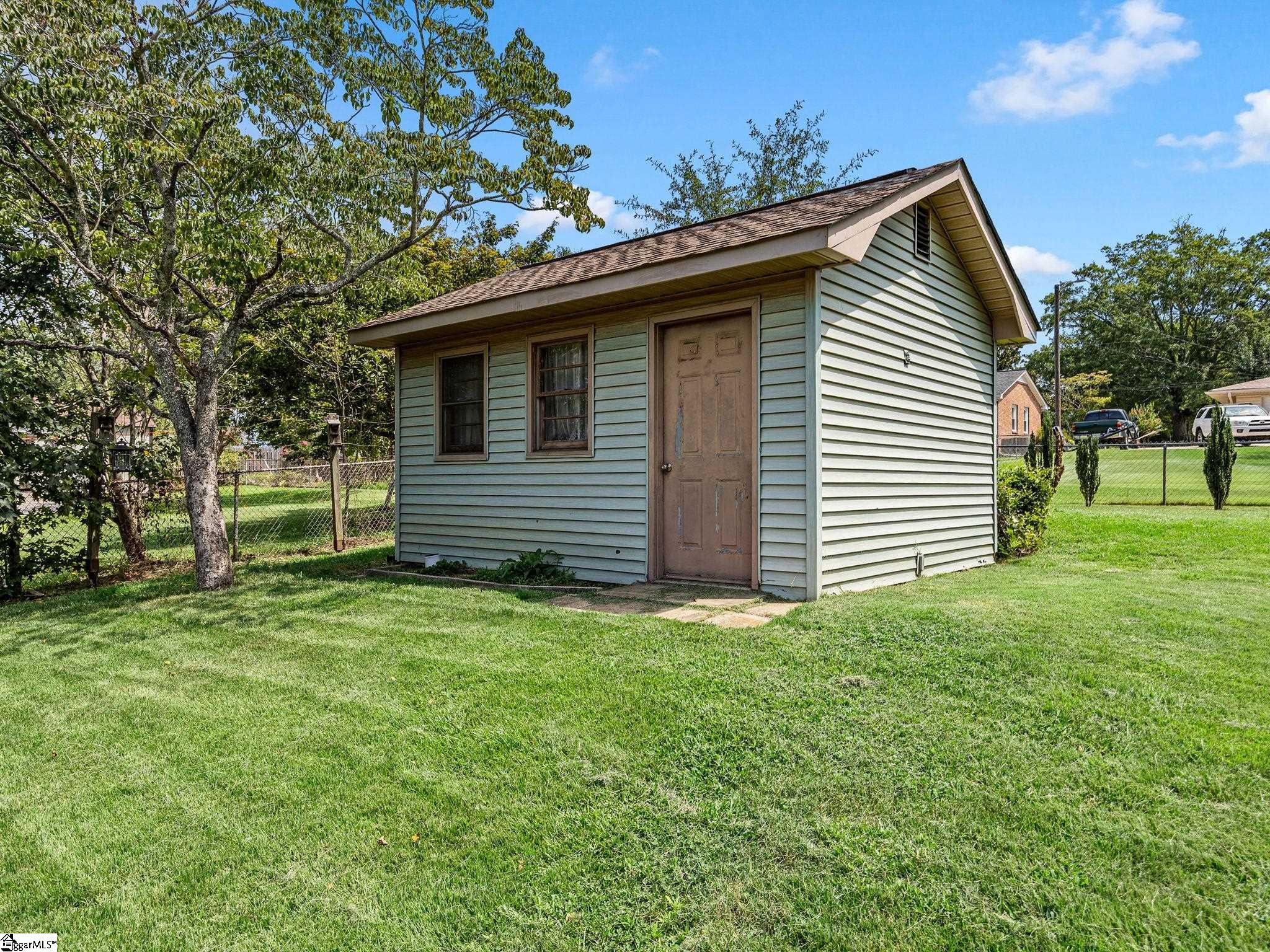 209 Navaho Drive Property Photo 43
