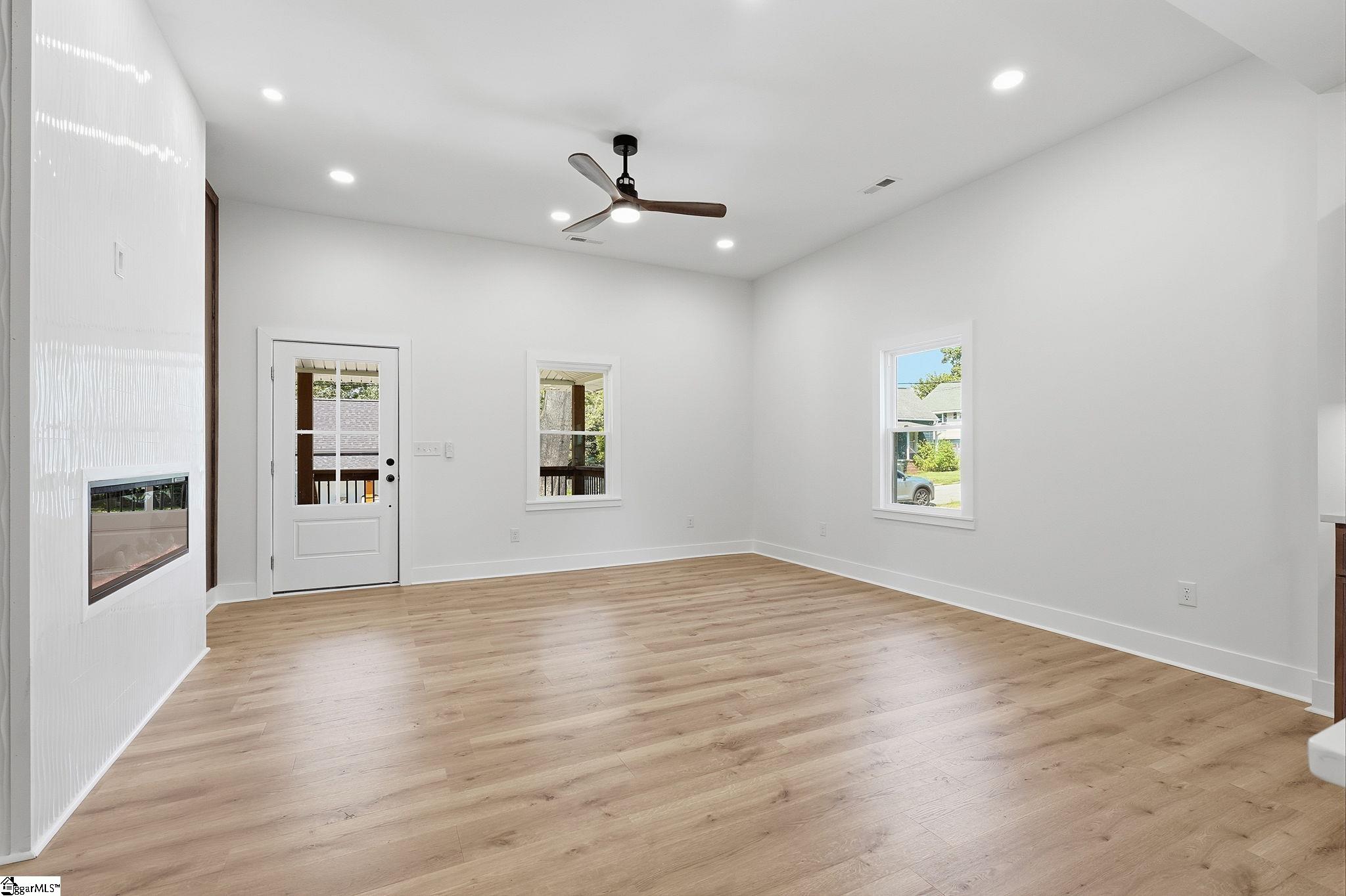 207 South 7th Street Property Photo 9