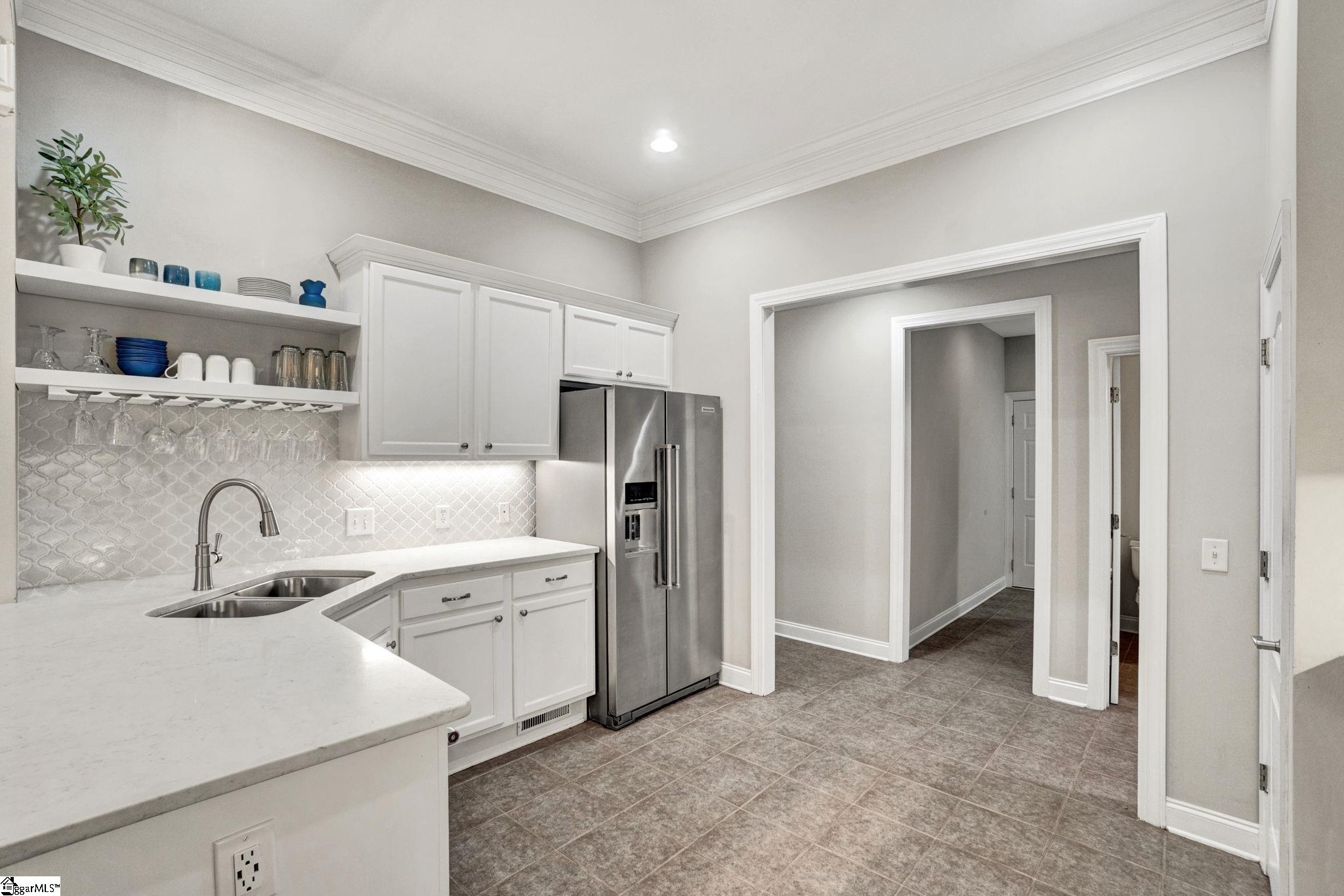 115 Clairewood Court Property Photo 11