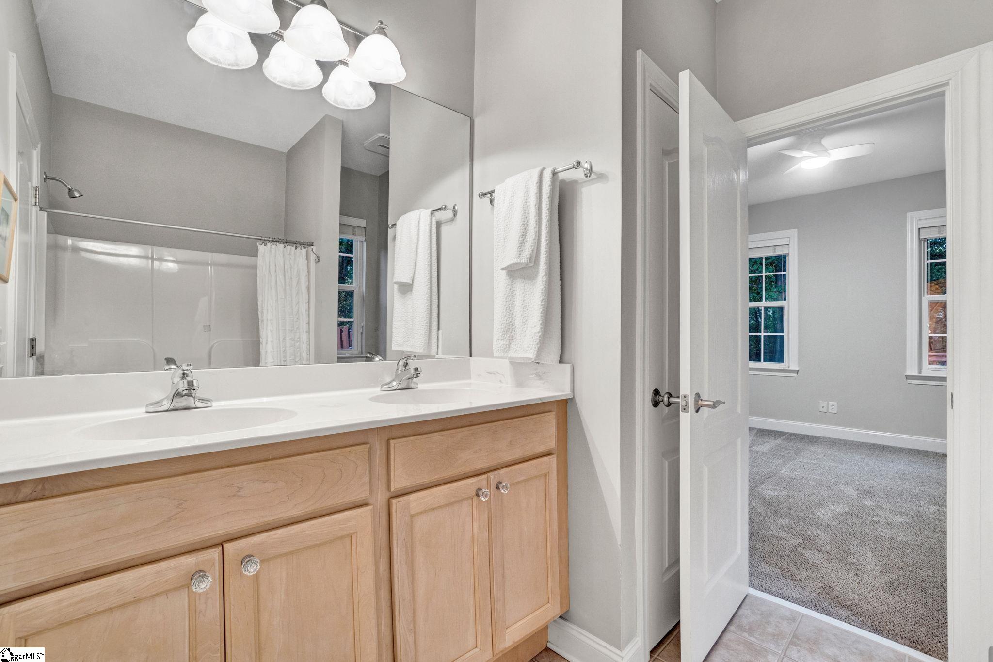 115 Clairewood Court Property Photo 29