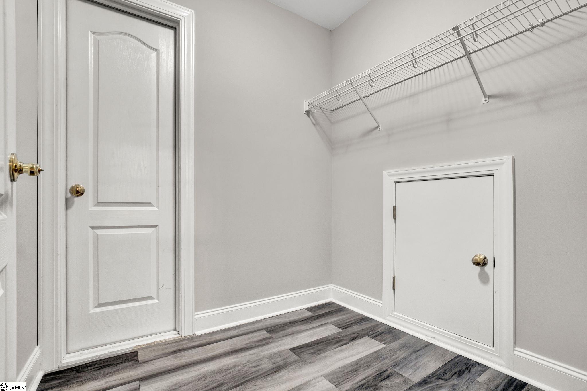 115 Clairewood Court Property Photo 40