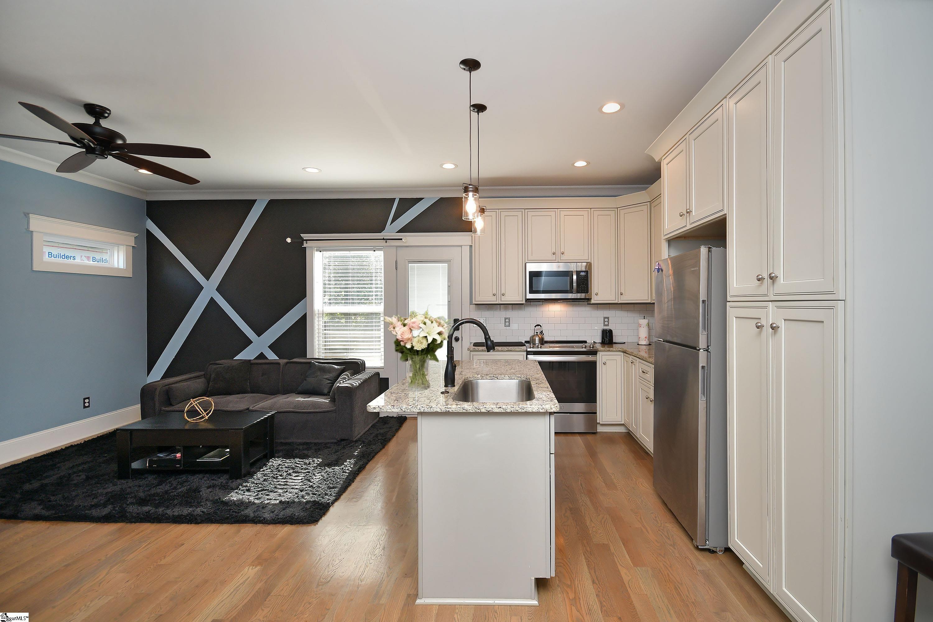 232 Broadview Drive Property Photo 13