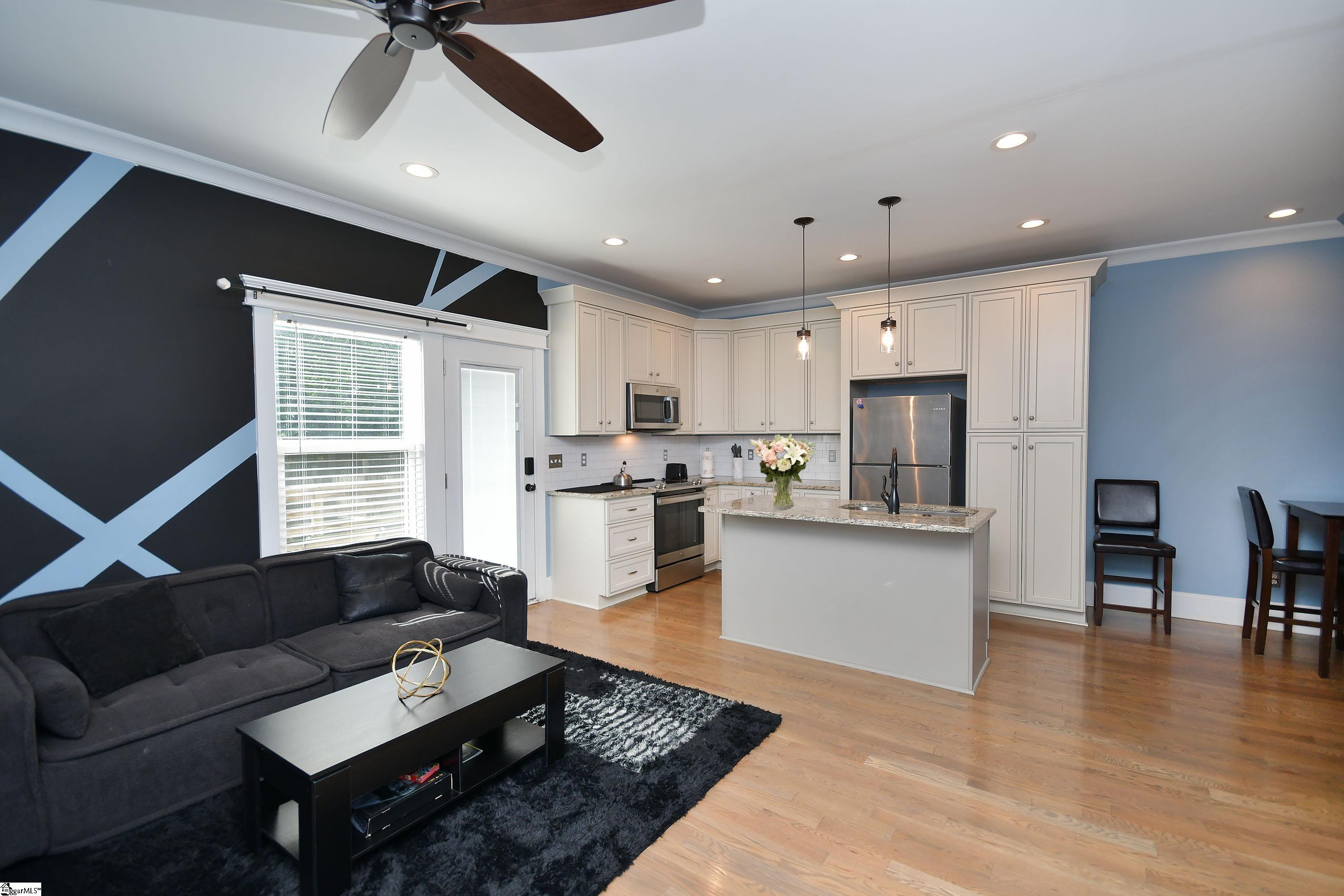 232 Broadview Drive Property Photo 15
