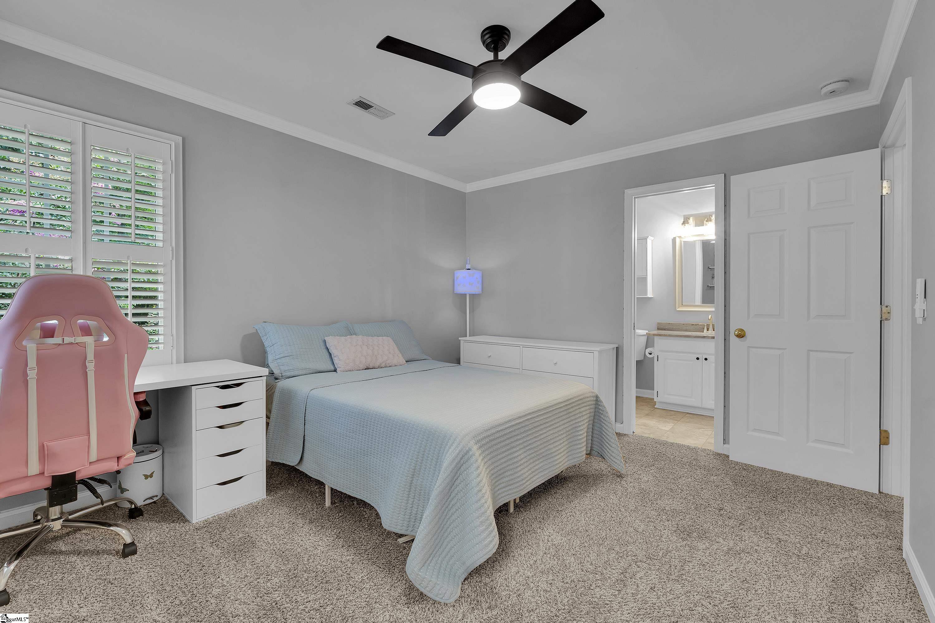 6 Clearwater Court Property Photo 24
