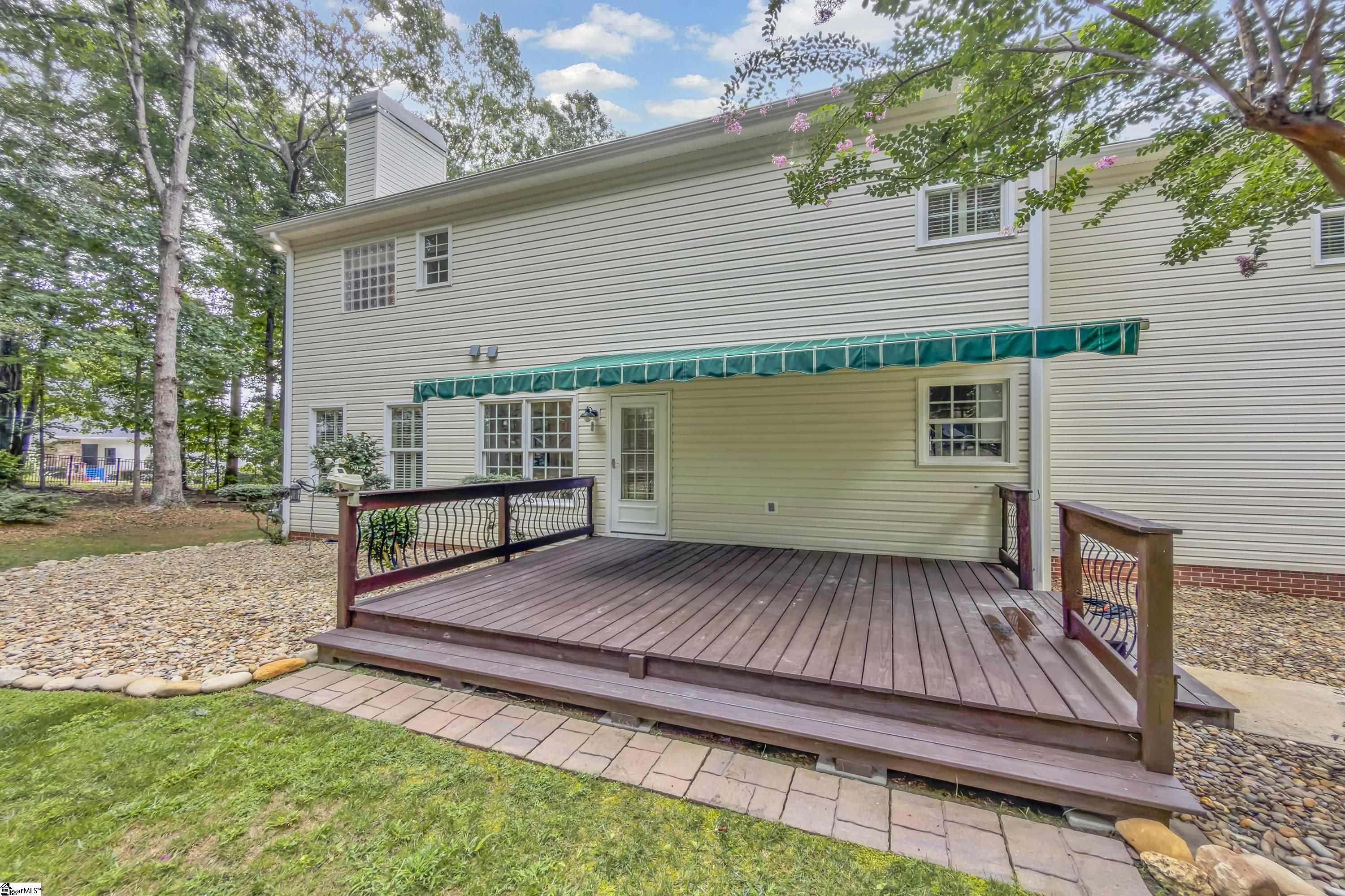 6 Clearwater Court Property Photo 33