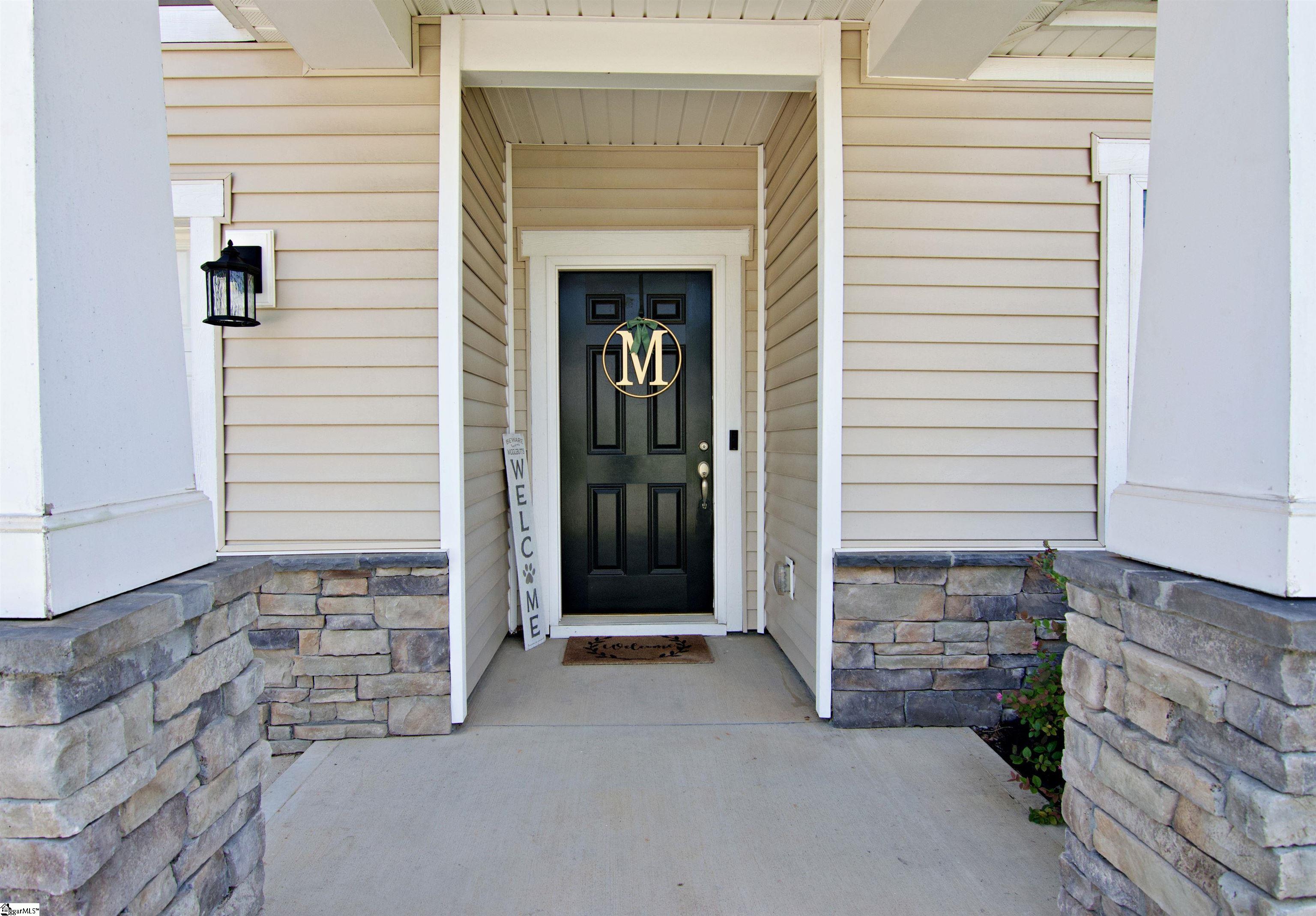 139 Walking Stick Way Property Photo 4