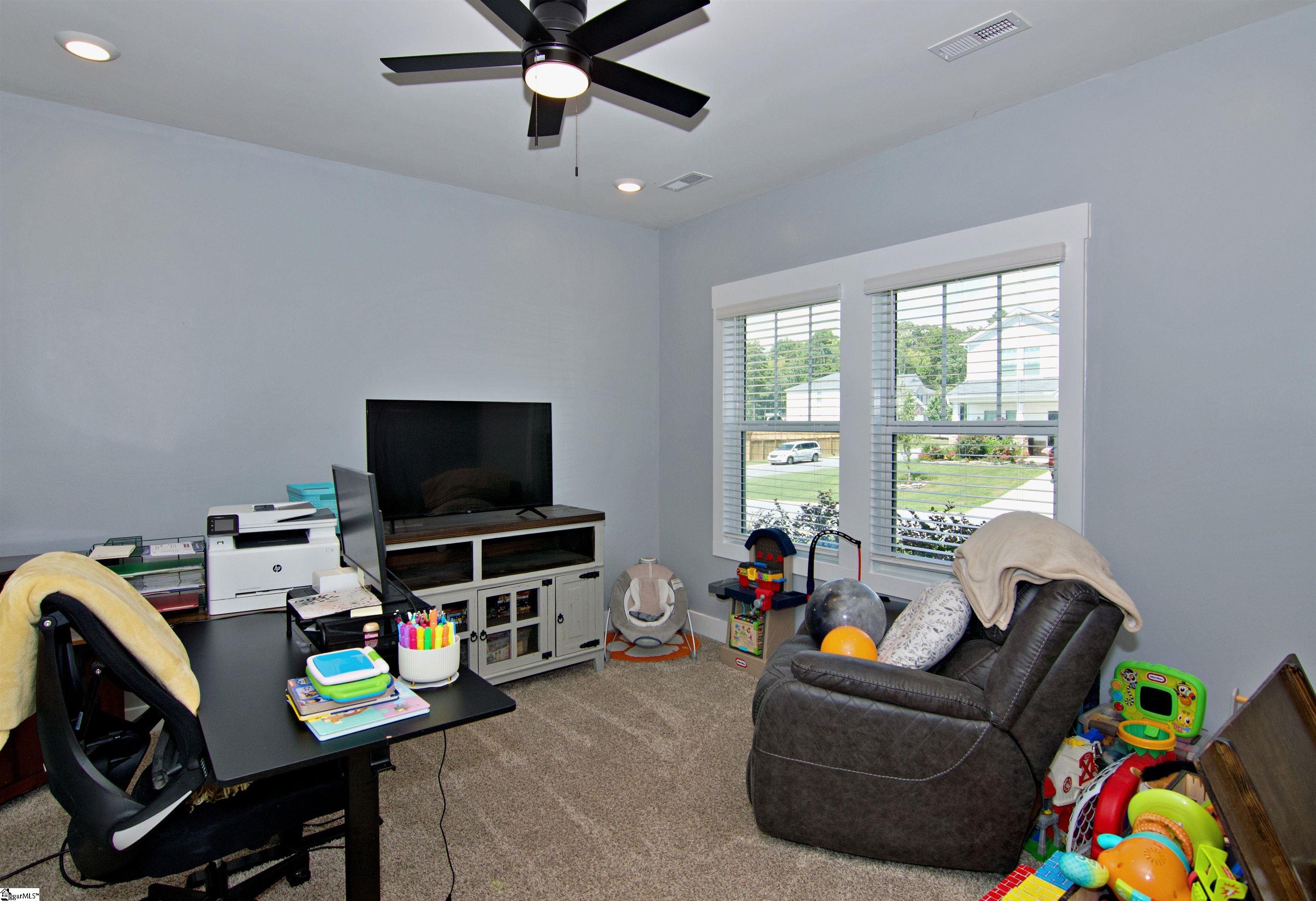 139 Walking Stick Way Property Photo 6