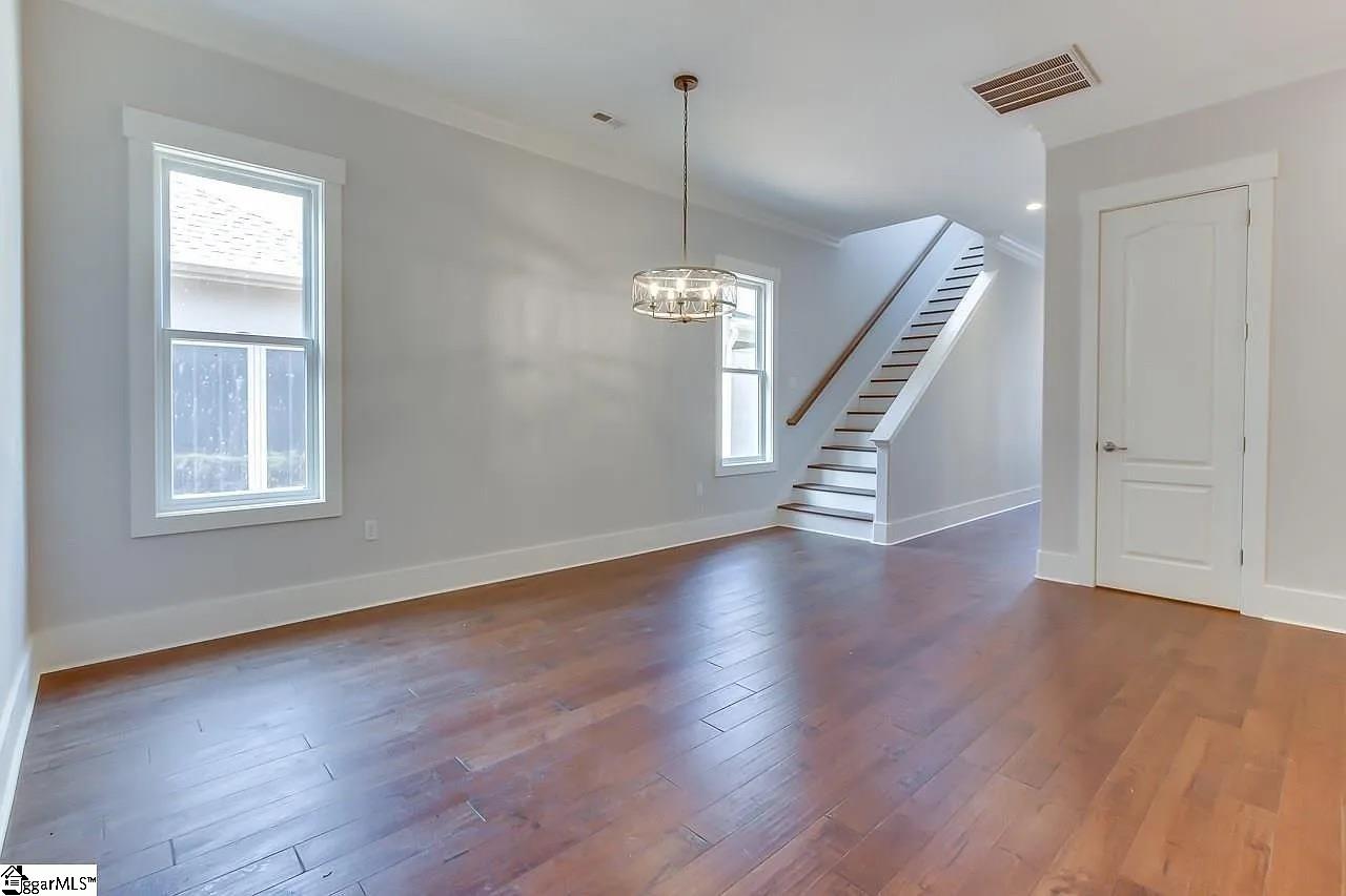 95 Castellan Drive Property Photo 25
