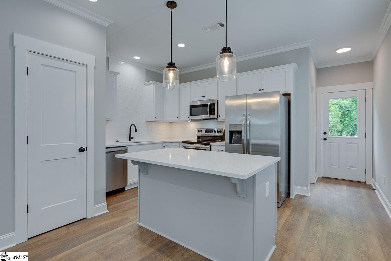6 Howard Street Property Photo 3