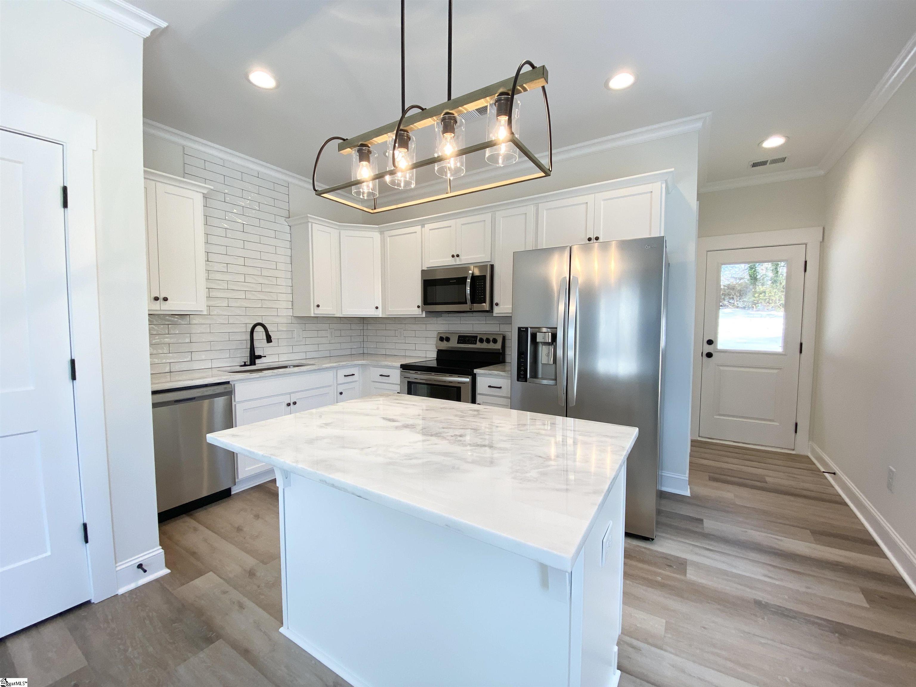 6 Howard Street Property Photo 17