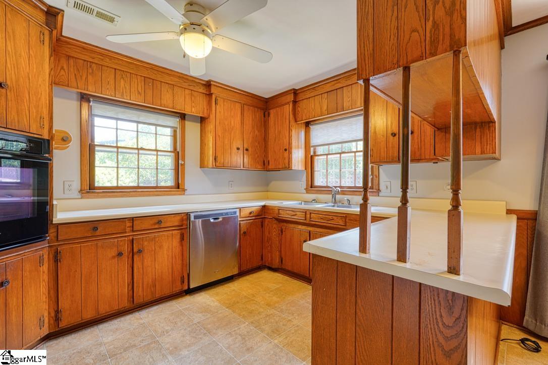 103 Pinetree Circle Property Photo 13