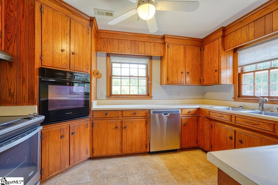 103 Pinetree Circle Property Photo 14