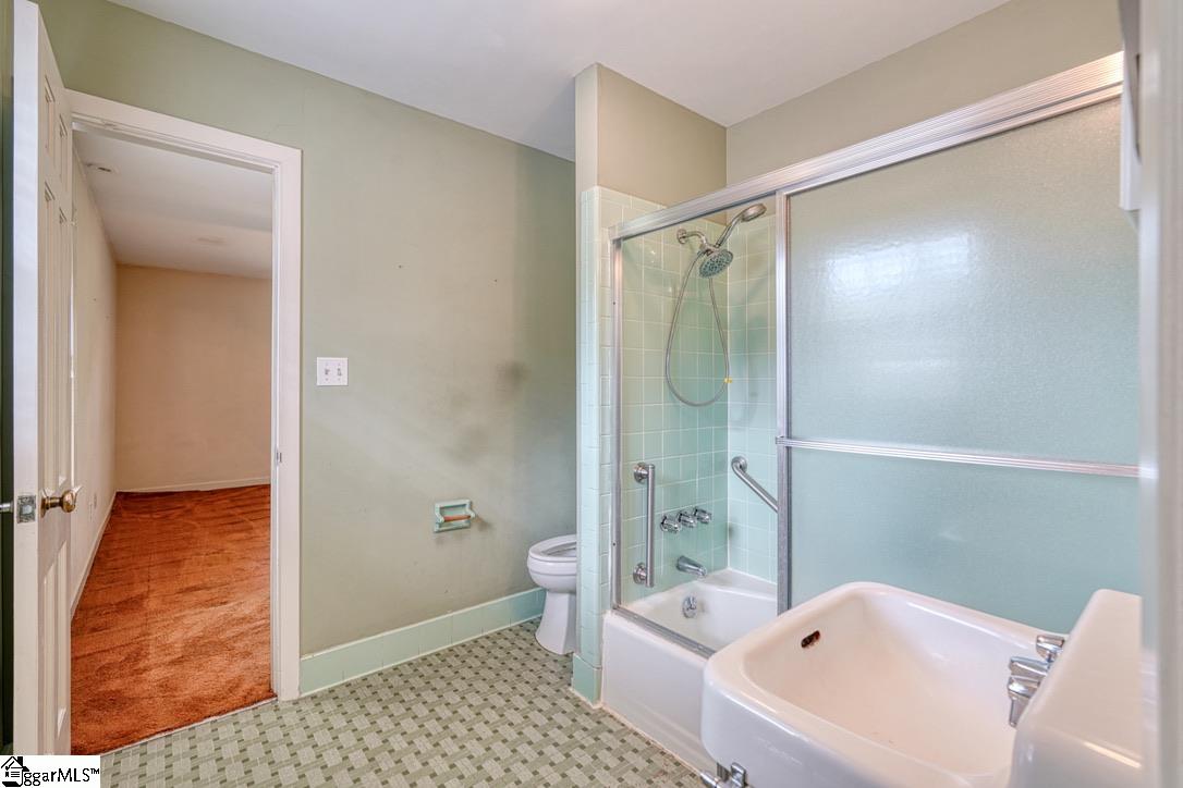 103 Pinetree Circle Property Photo 23