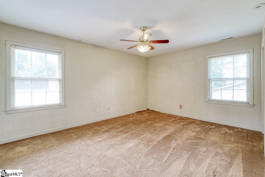 103 Pinetree Circle Property Photo 28