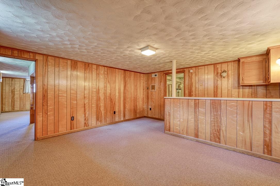 103 Pinetree Circle Property Photo 36
