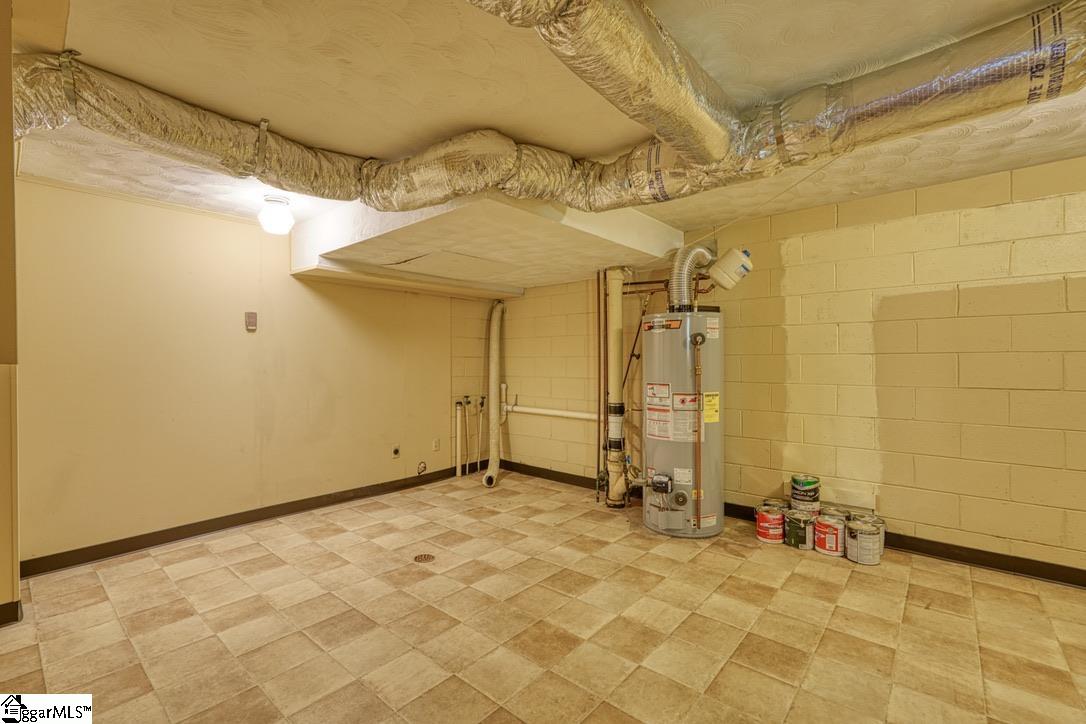 103 Pinetree Circle Property Photo 42