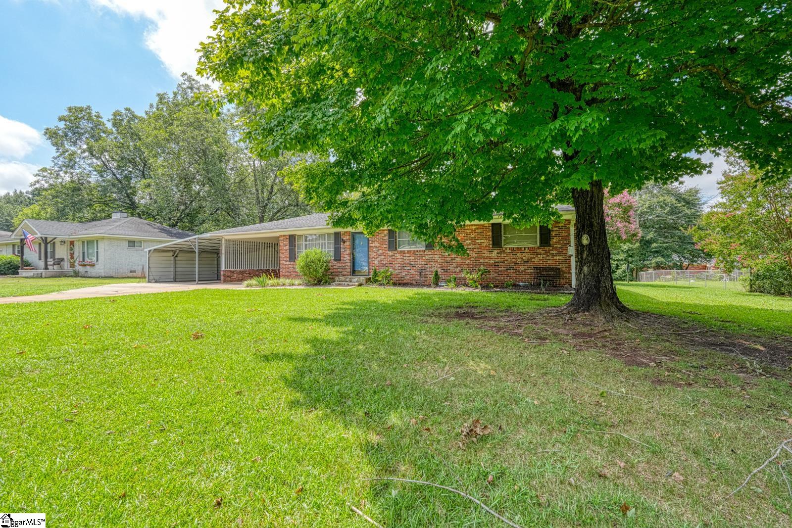 5 Clover Street Property Photo 3