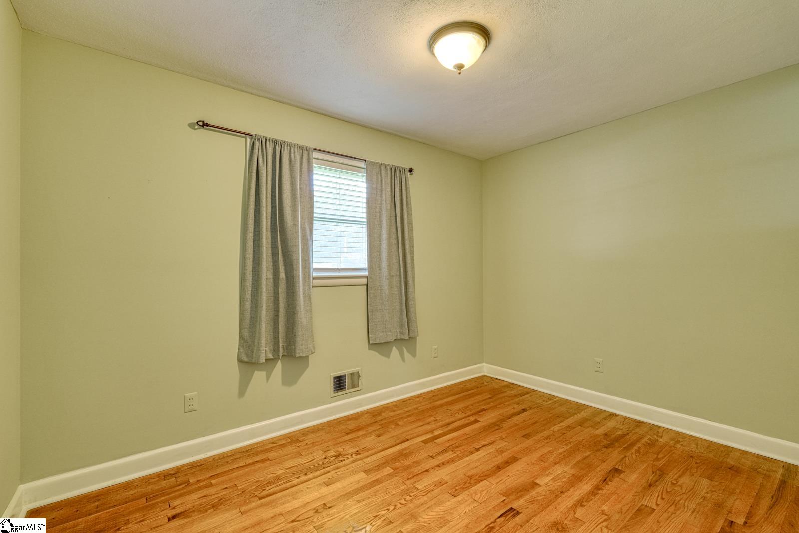 5 Clover Street Property Photo 15