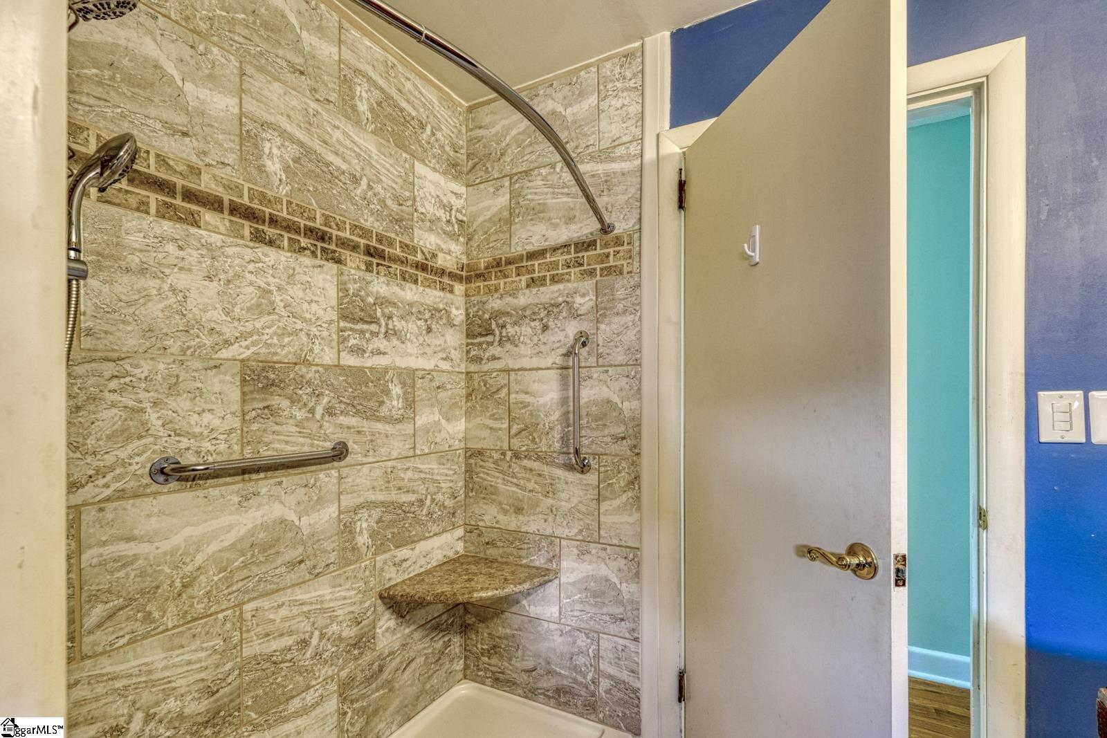 5 Clover Street Property Photo 20