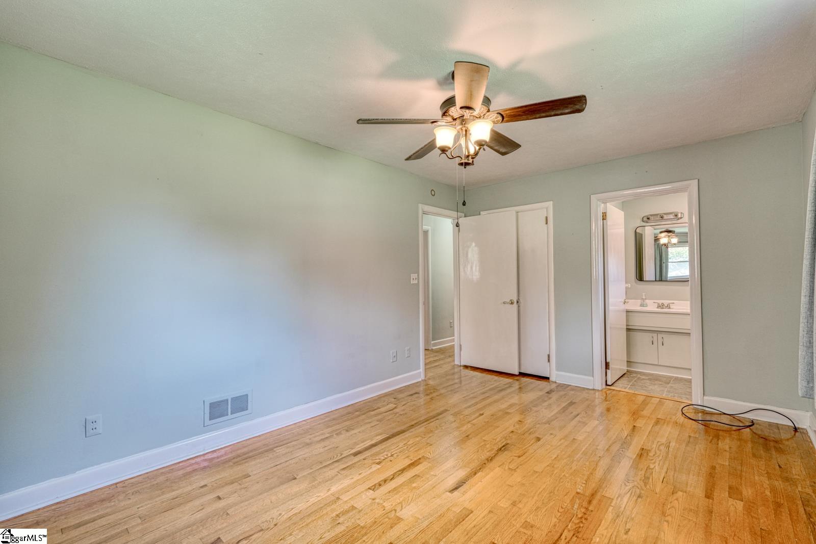 5 Clover Street Property Photo 26