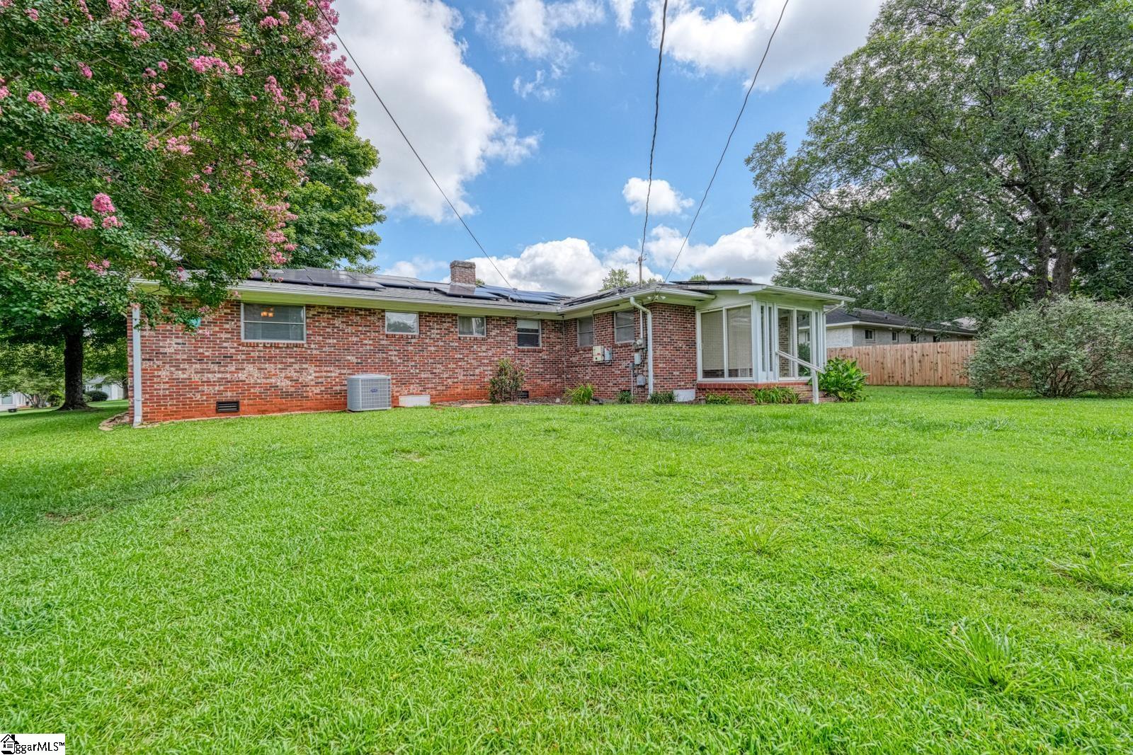 5 Clover Street Property Photo 38