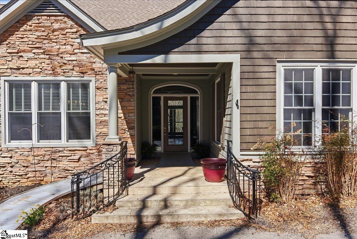 3 Rustic Court Property Photo 2