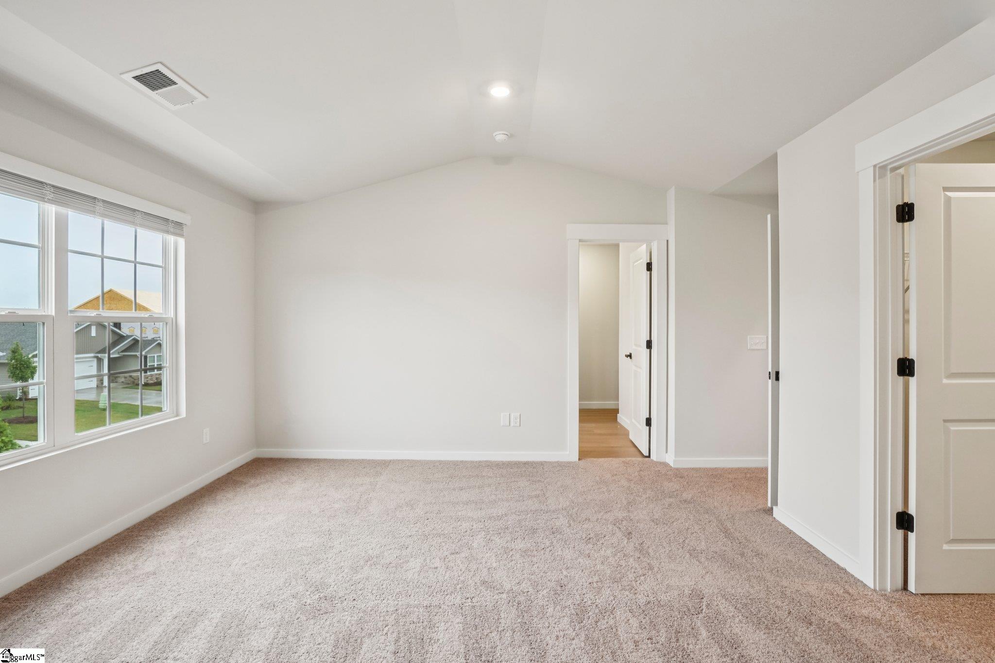 1482 Wild Indigo Way Property Photo 6